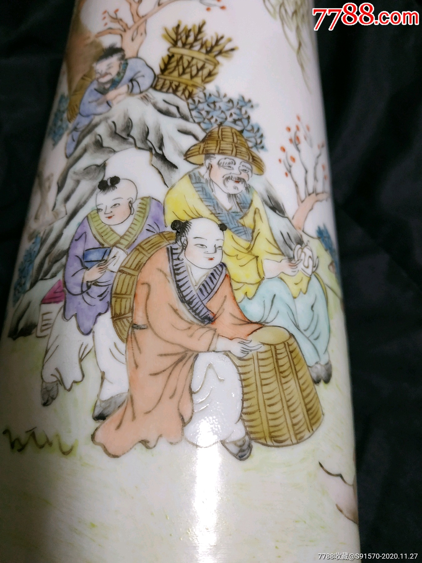 任焕章画粉彩帽筒.