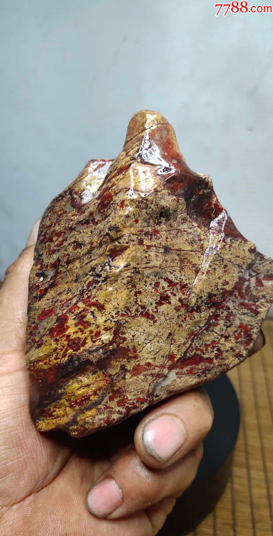 4056新疆哈密红花伊丁陨石陨铁679克_价格120元_第1张