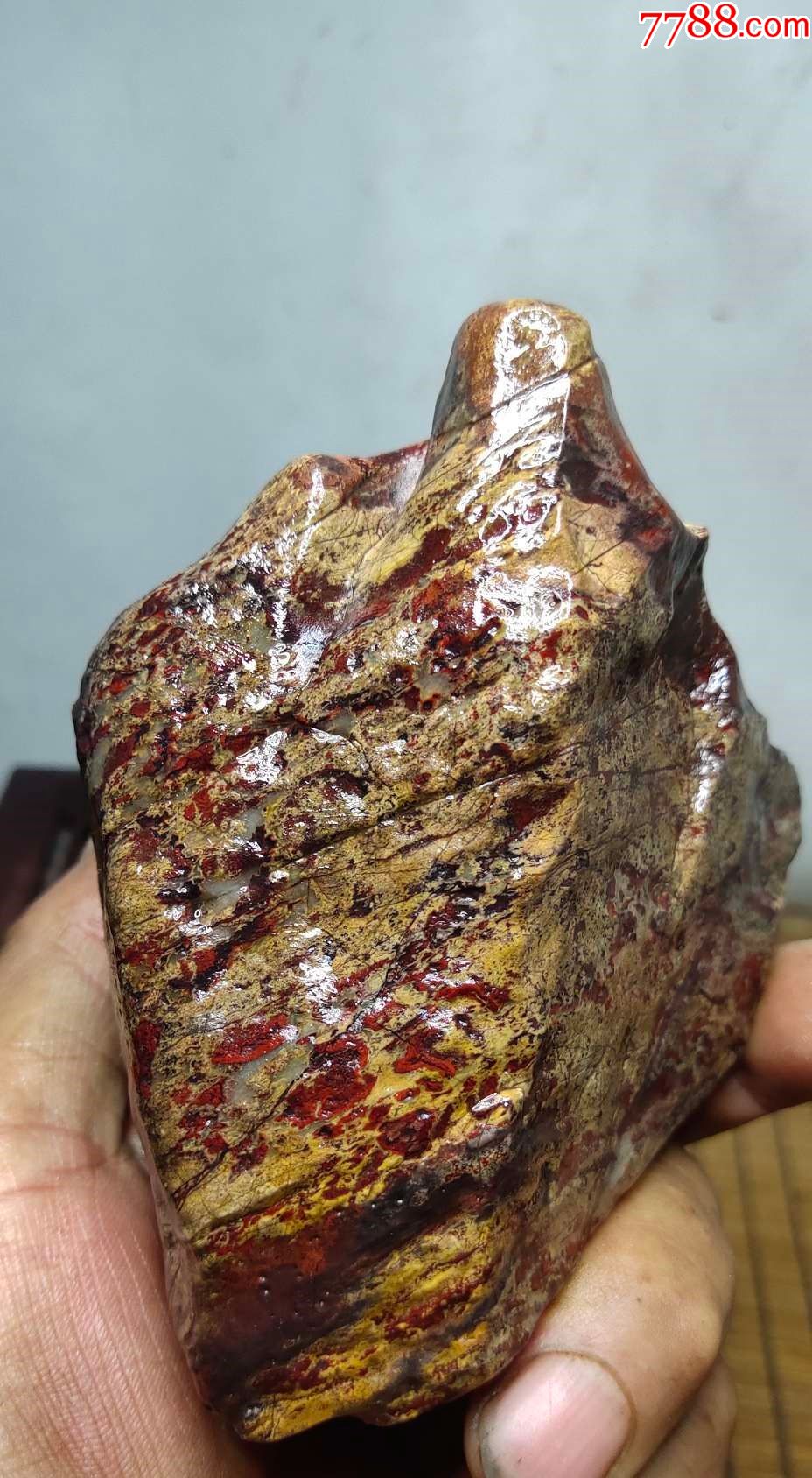 4056新疆哈密红花伊丁陨石陨铁679克