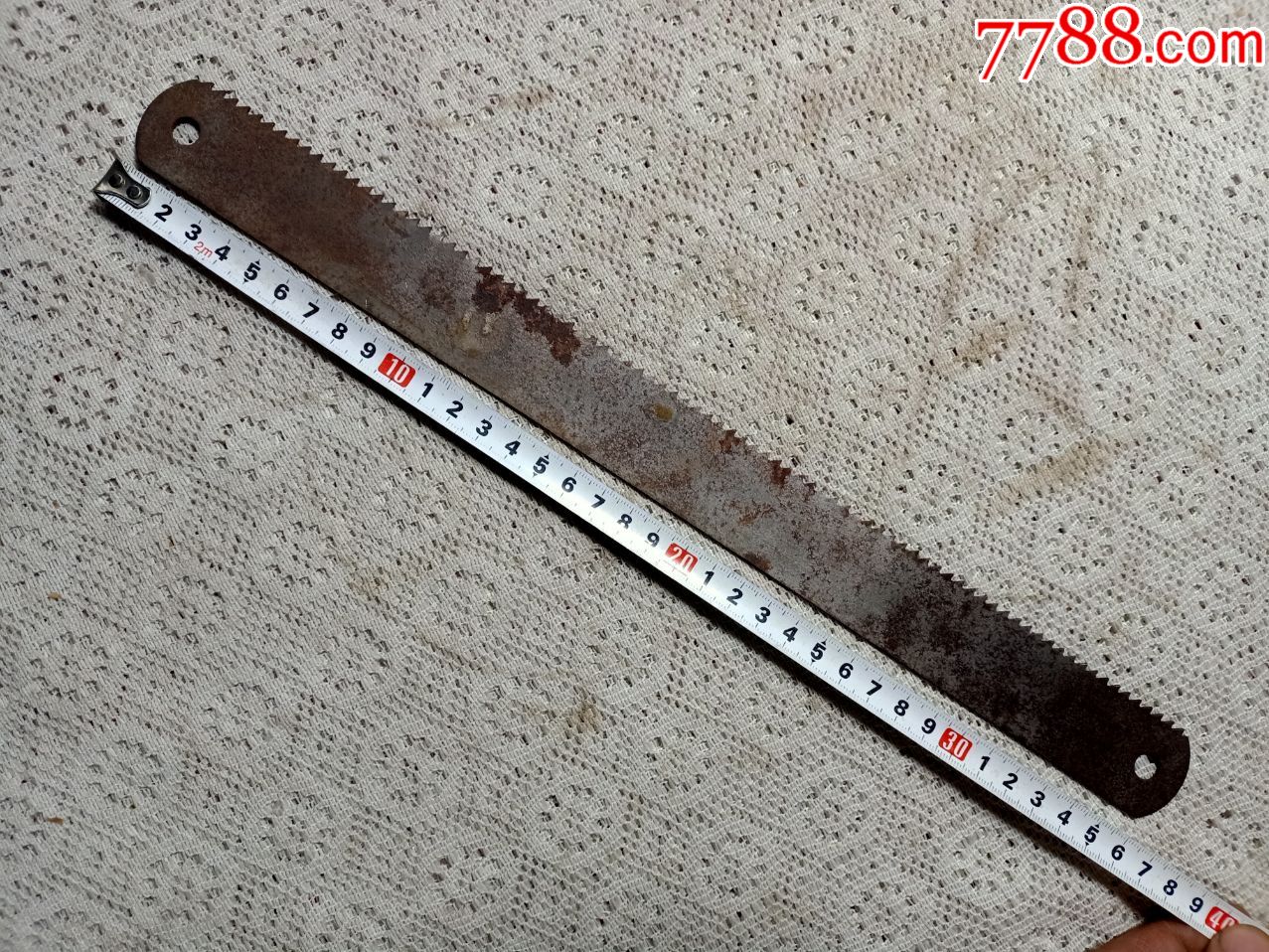 油钢锯条652,长37厘米,宽3.3厘米,厚0.15厘米,接近全新品,品相如图