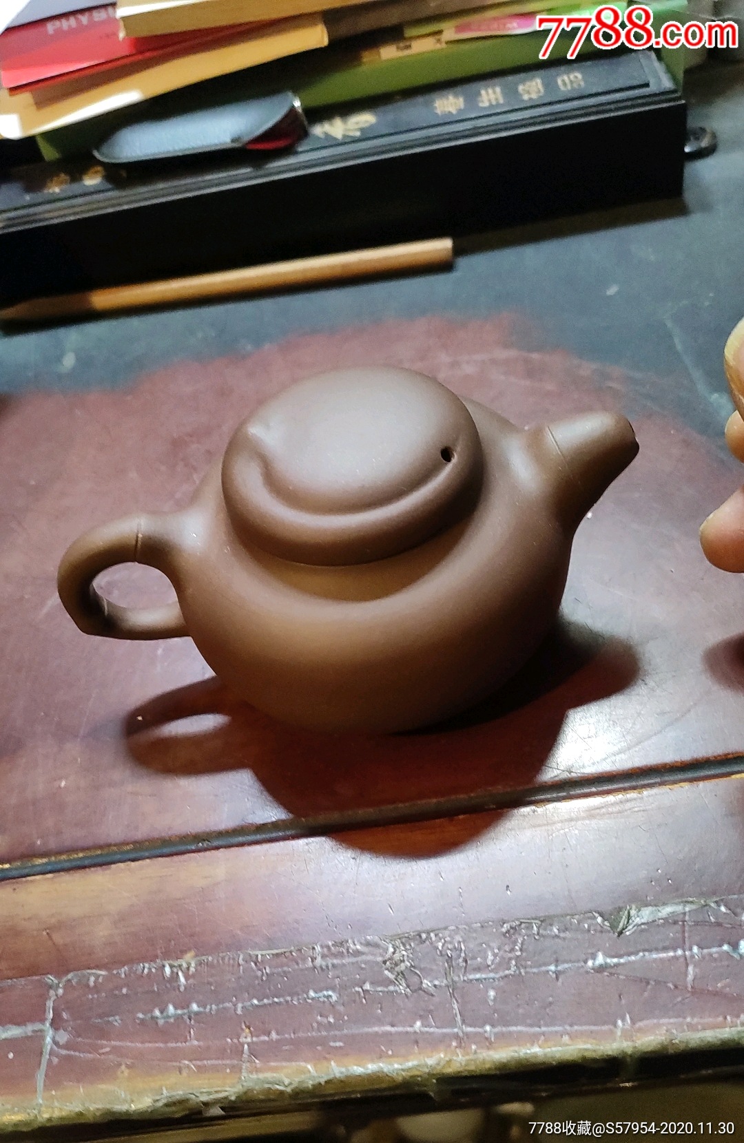 【周建荣制】紫砂竹节小桃壶一把