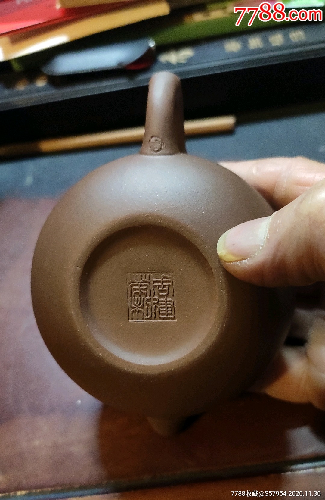 【周建荣制】紫砂竹节小桃壶一把