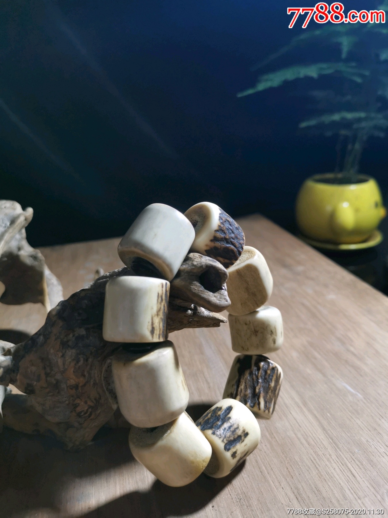 老旧藏鹿角手串