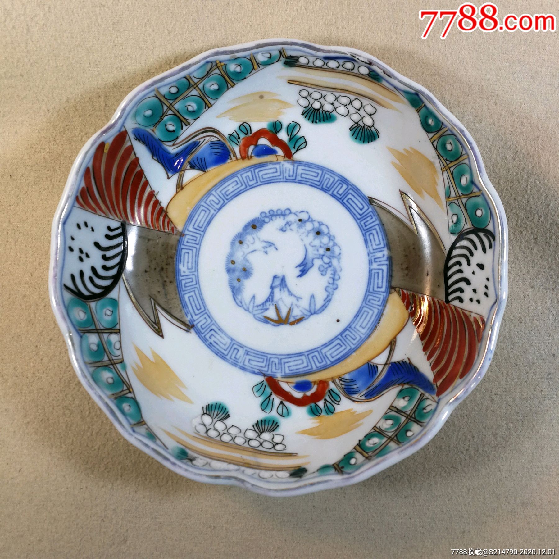 晚清民国五彩花卉葵口盘,全品,手绘