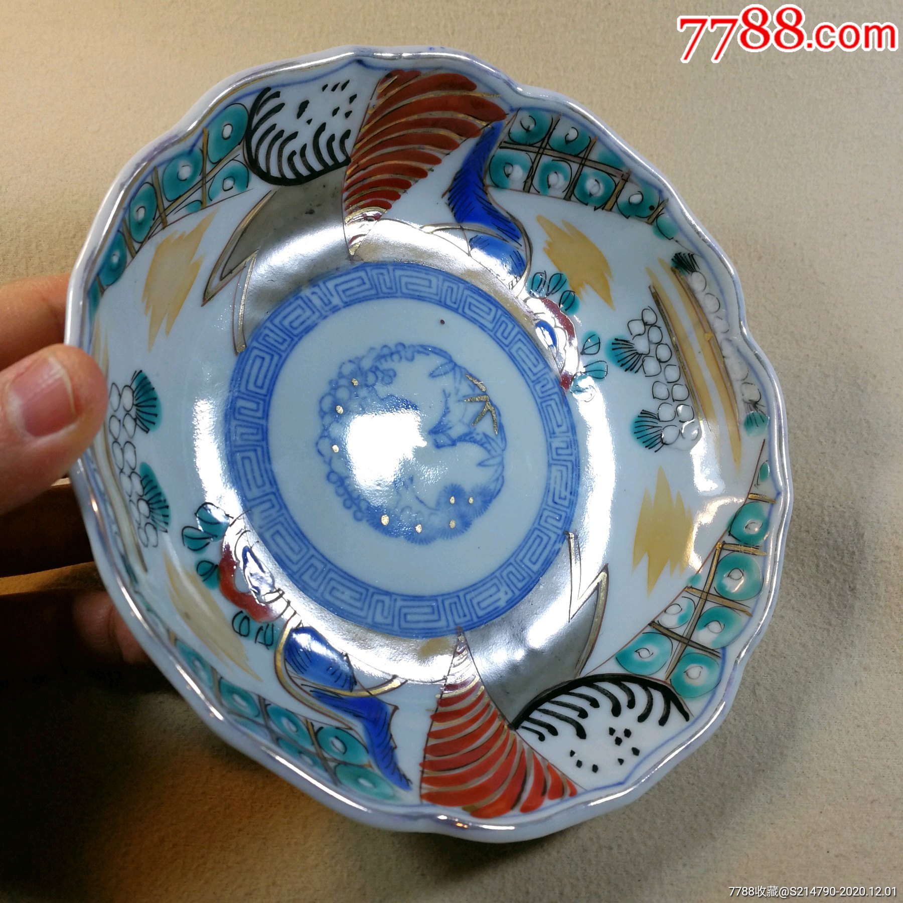 晚清民国五彩花卉葵口盘,全品,手绘