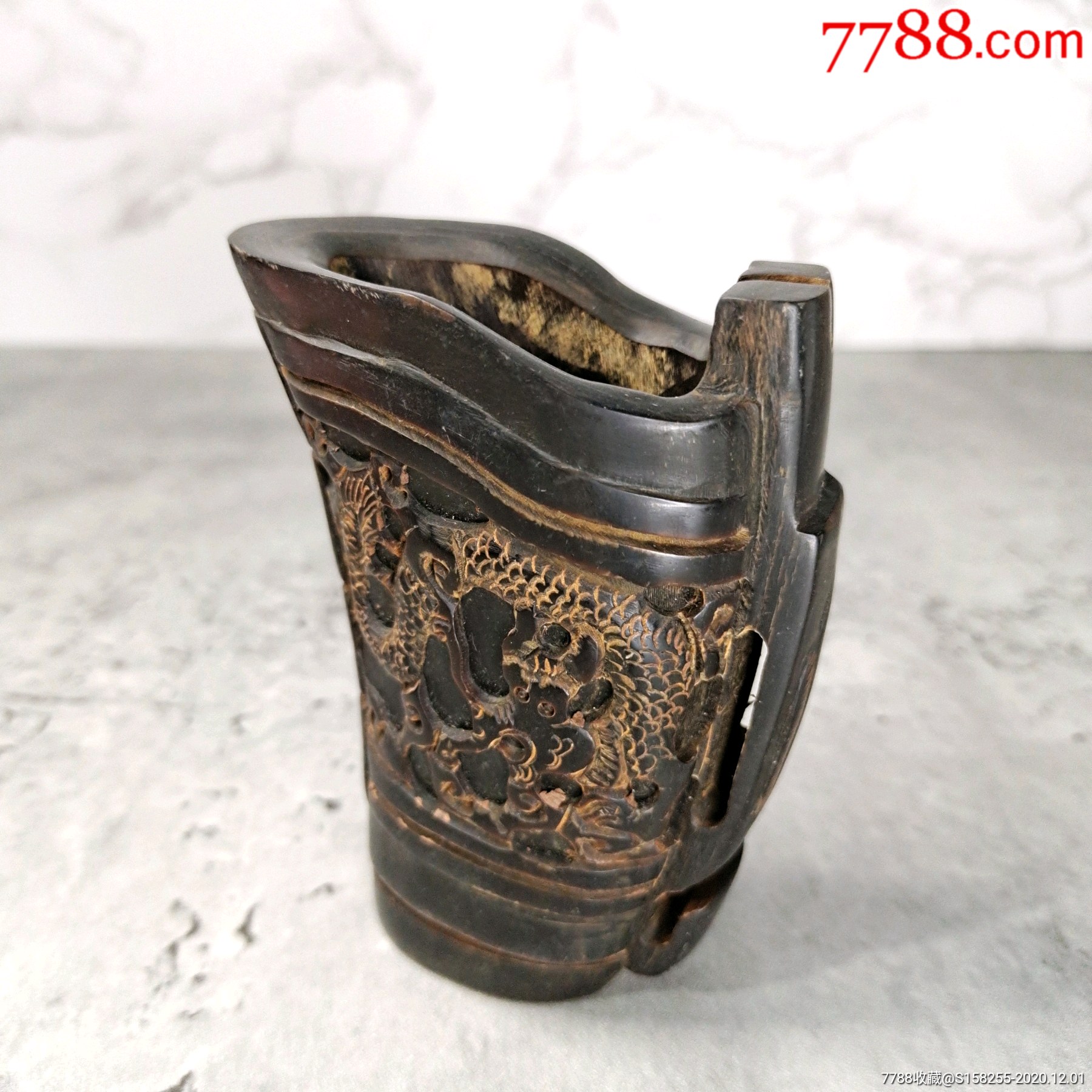 旧藏老牛角杯一个