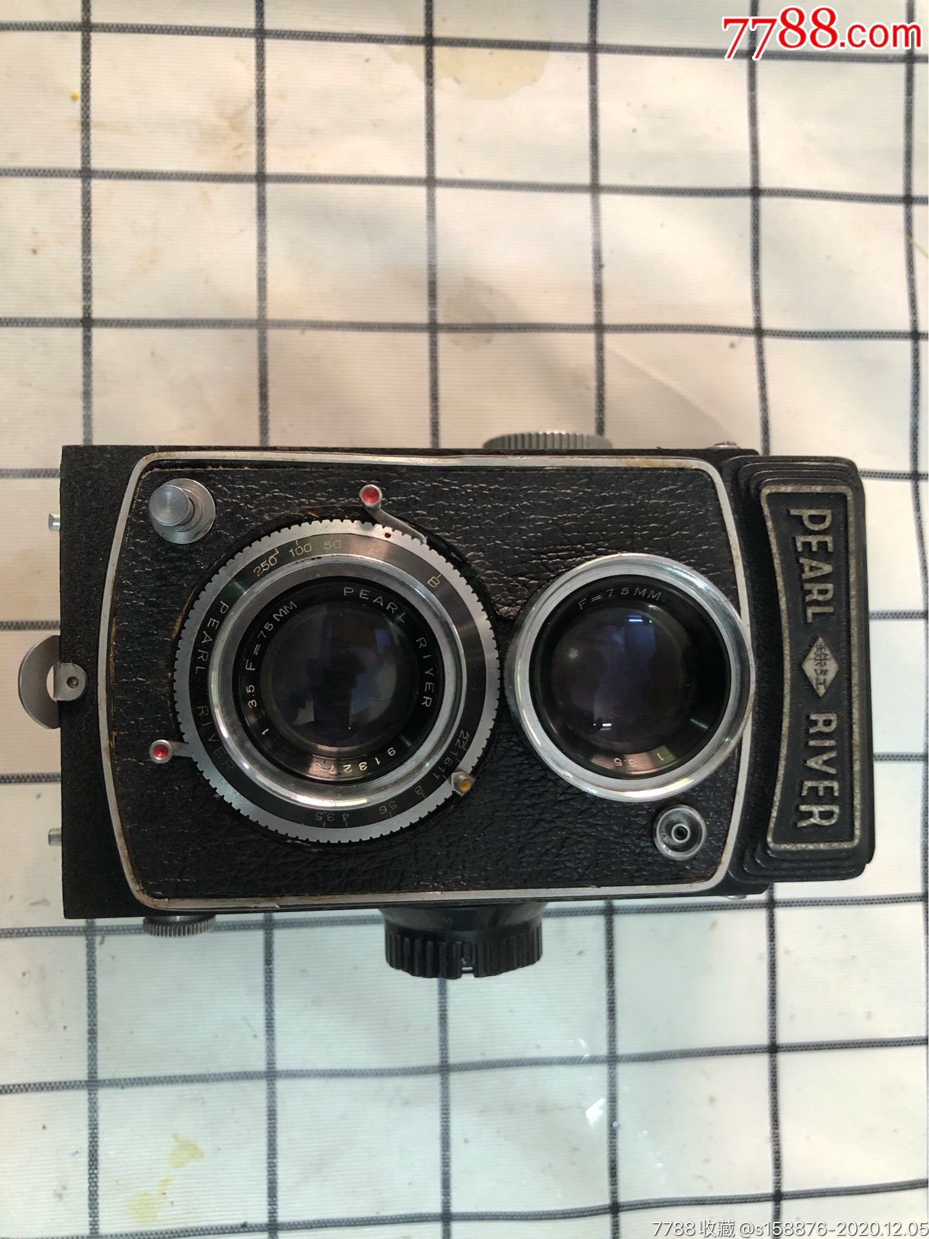 珠江四型老胶卷相机