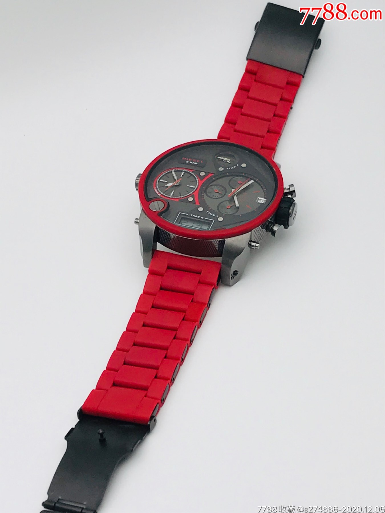 意大利迪赛多功能数字双显石英男表