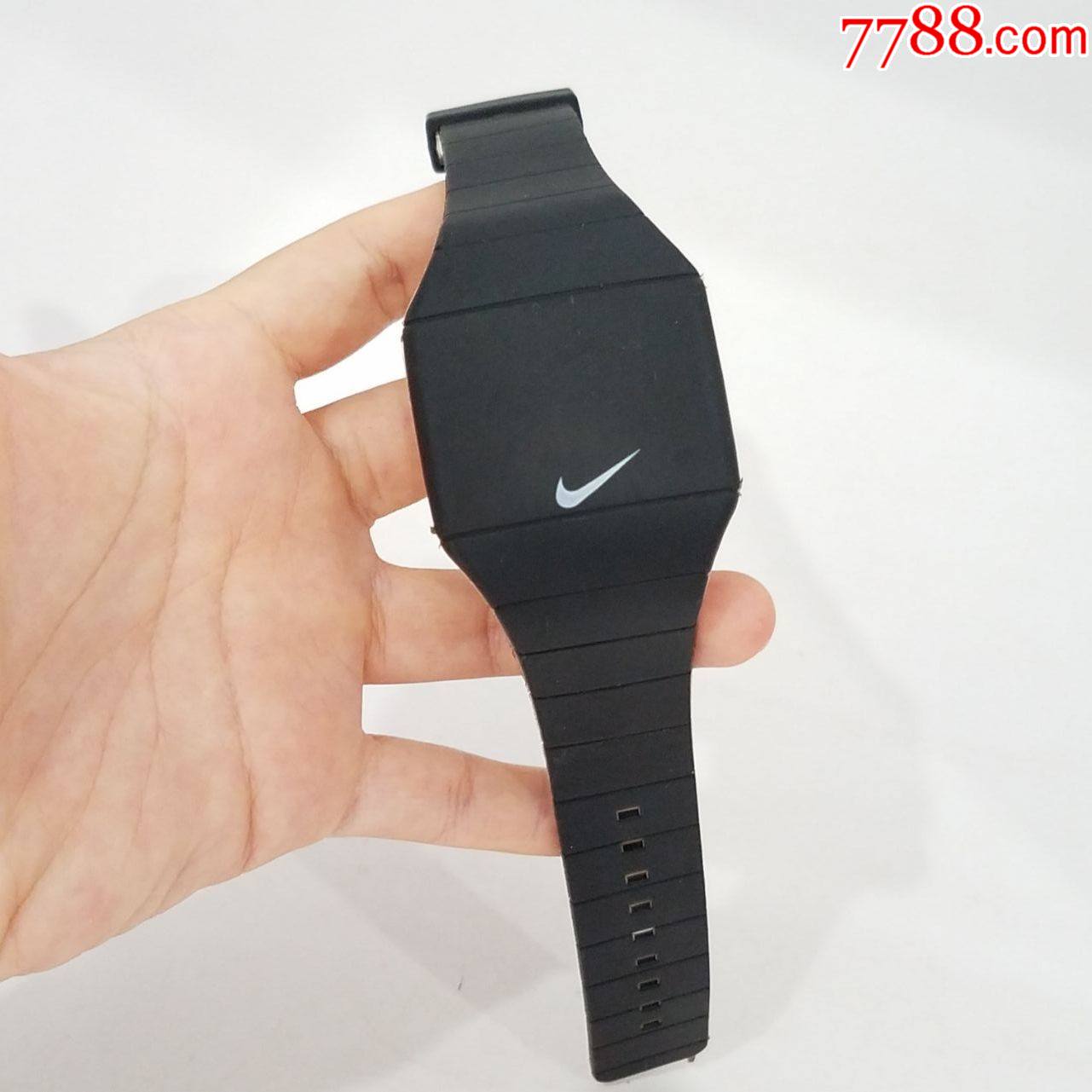 nike智能触摸电子表【功能正常】