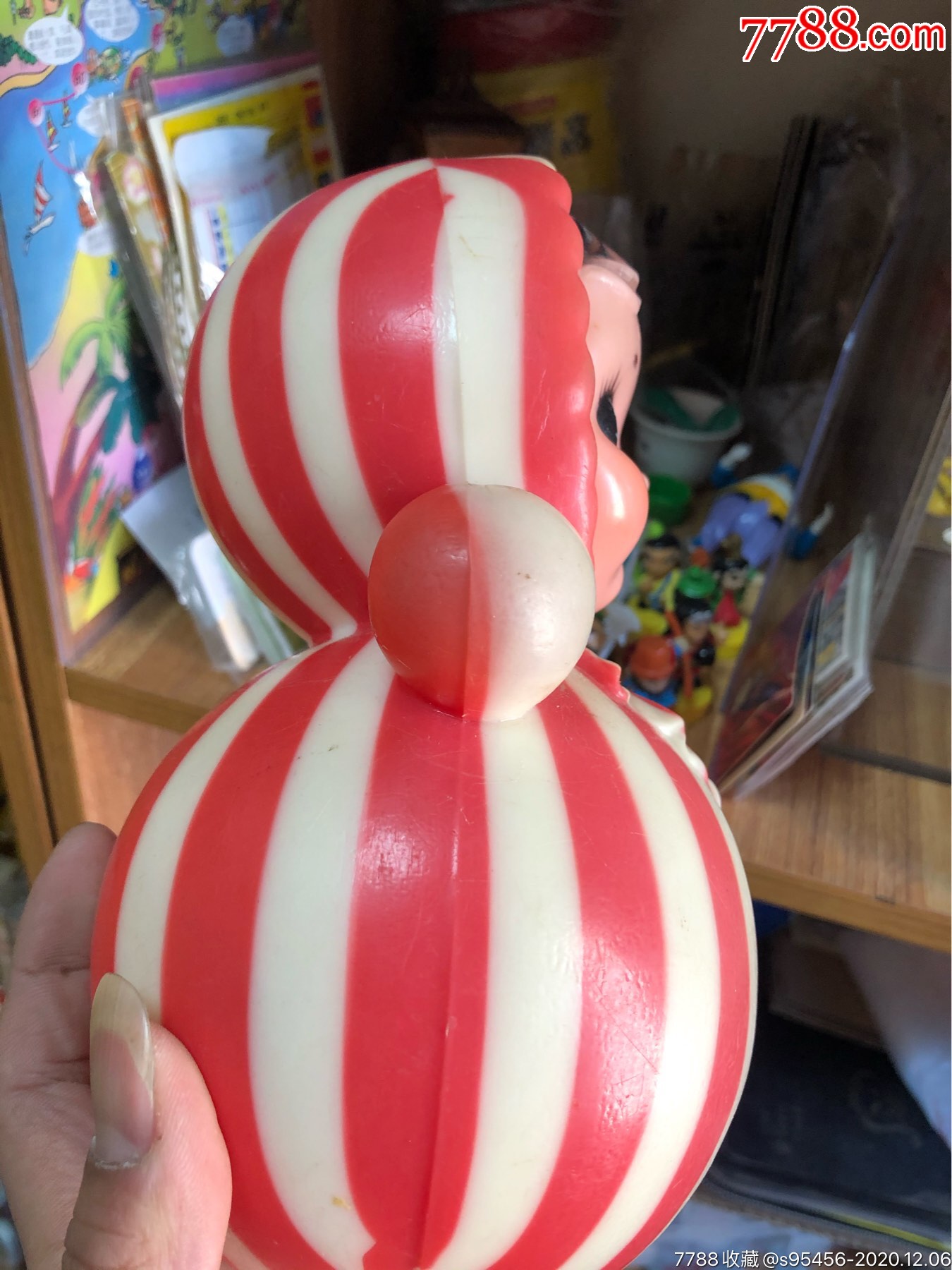 早期红色不倒翁玩具