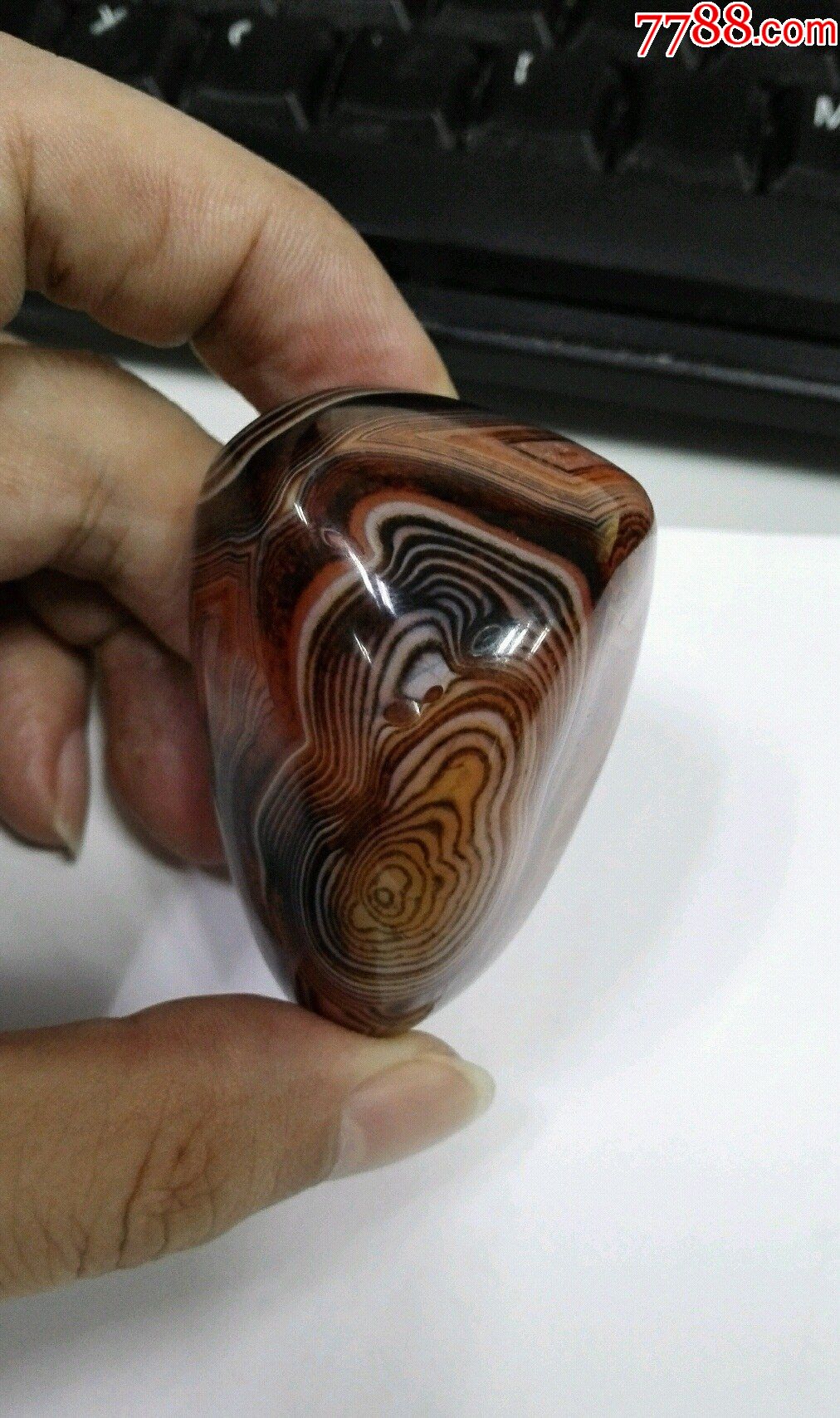 4198马达加斯加缠丝玛瑙原石101克