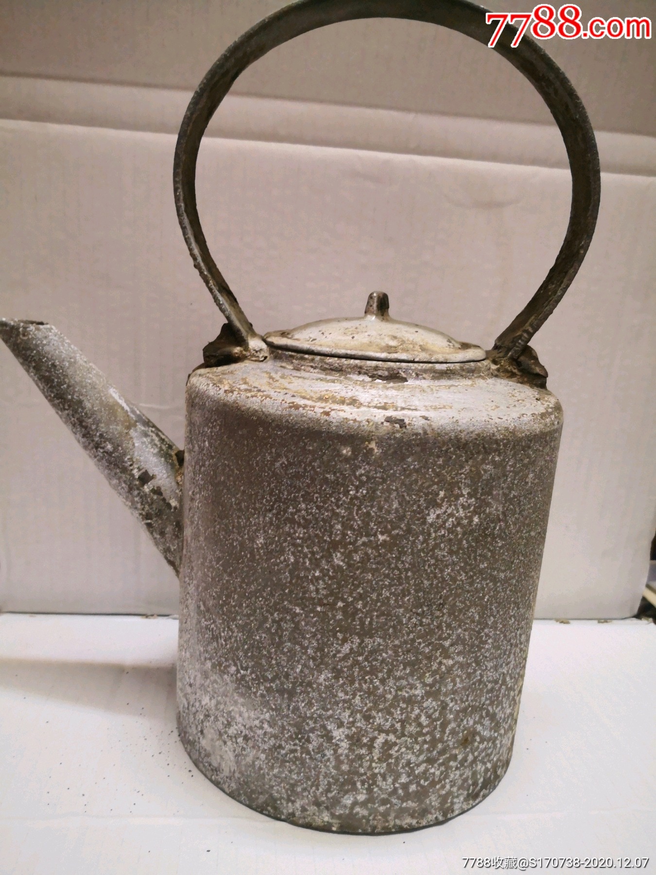 铝壶高35厘米,重2.1公斤