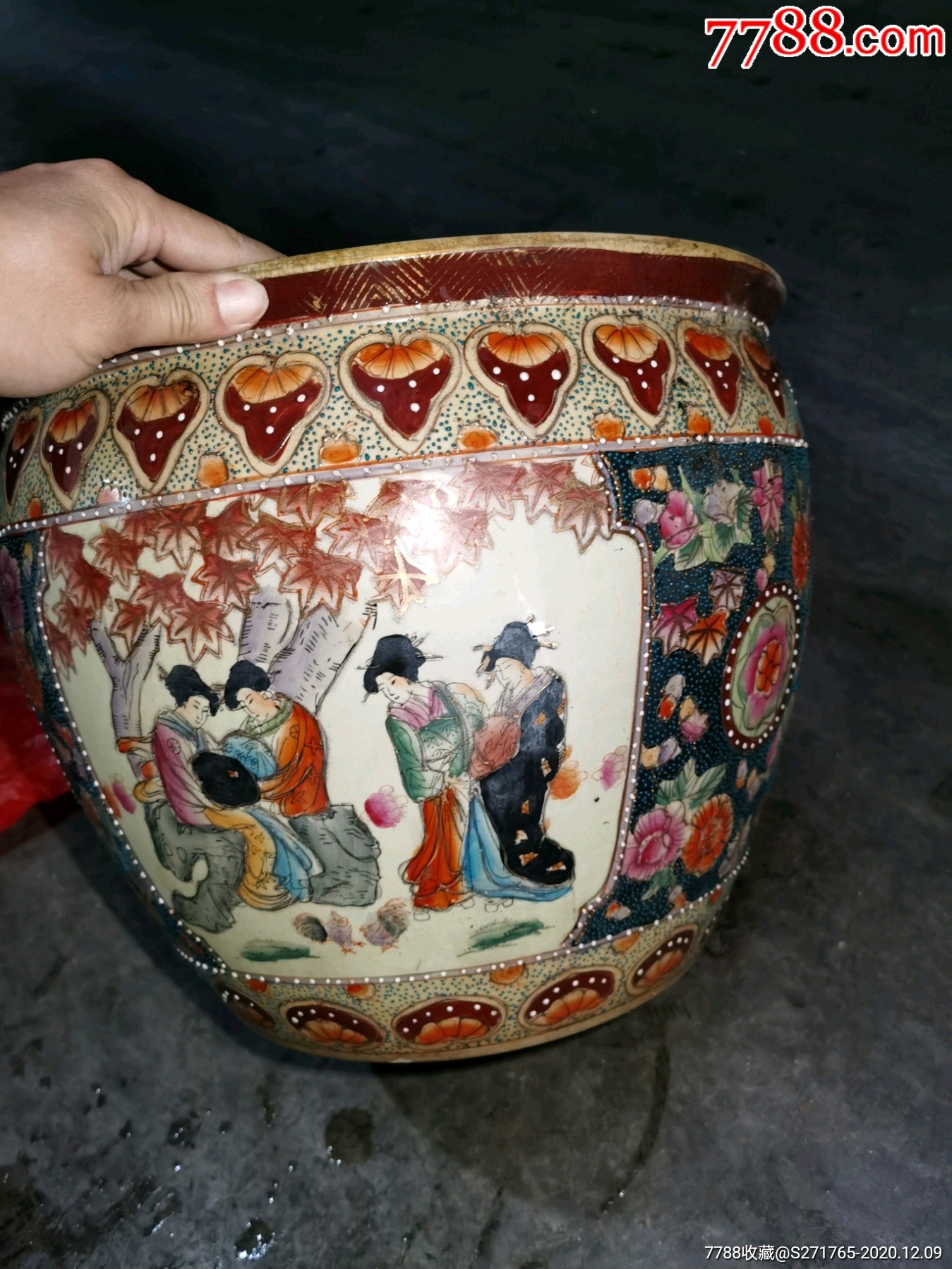 老彩绘描金开窗仕女人物水缸鱼缸