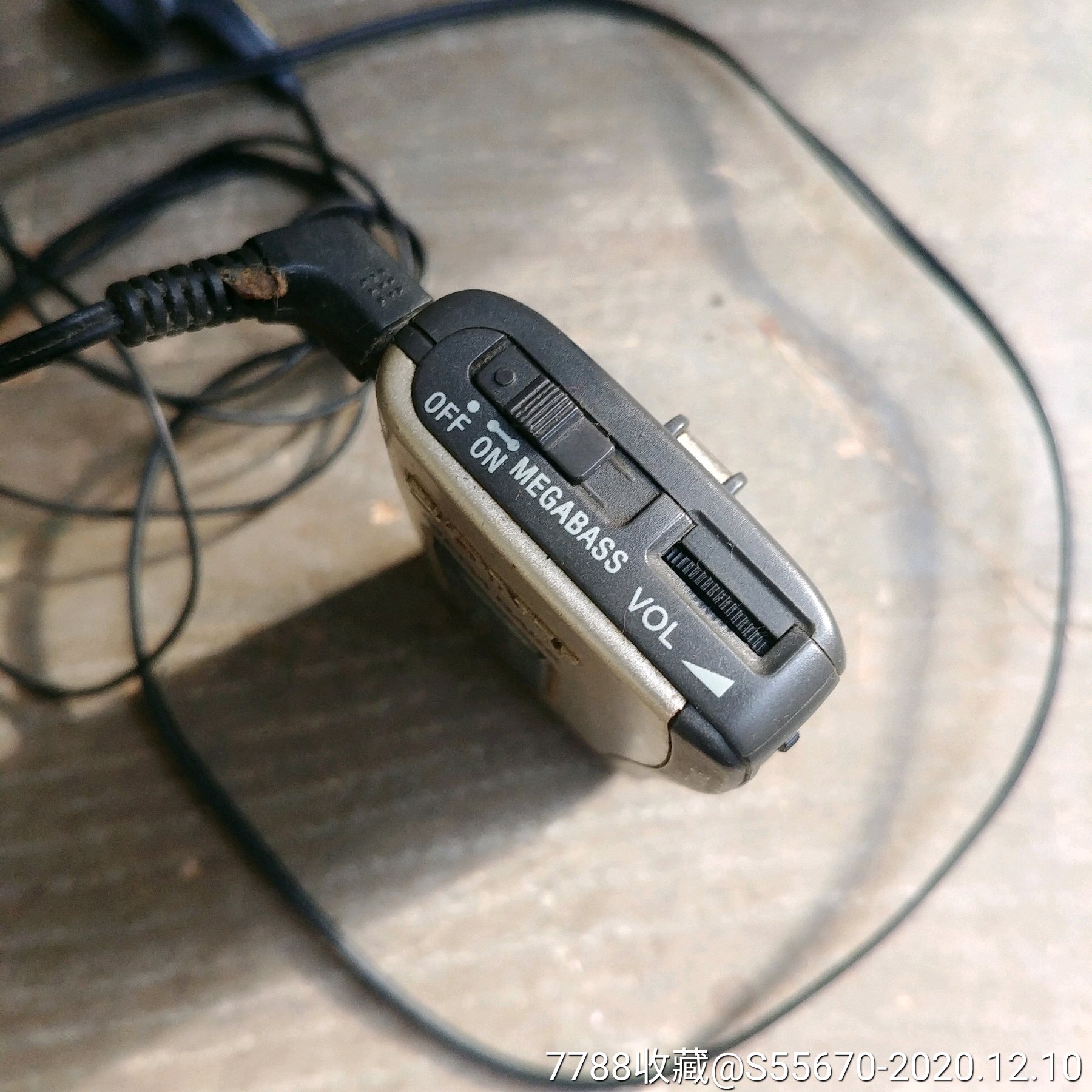 索尼超小袖珍收音机