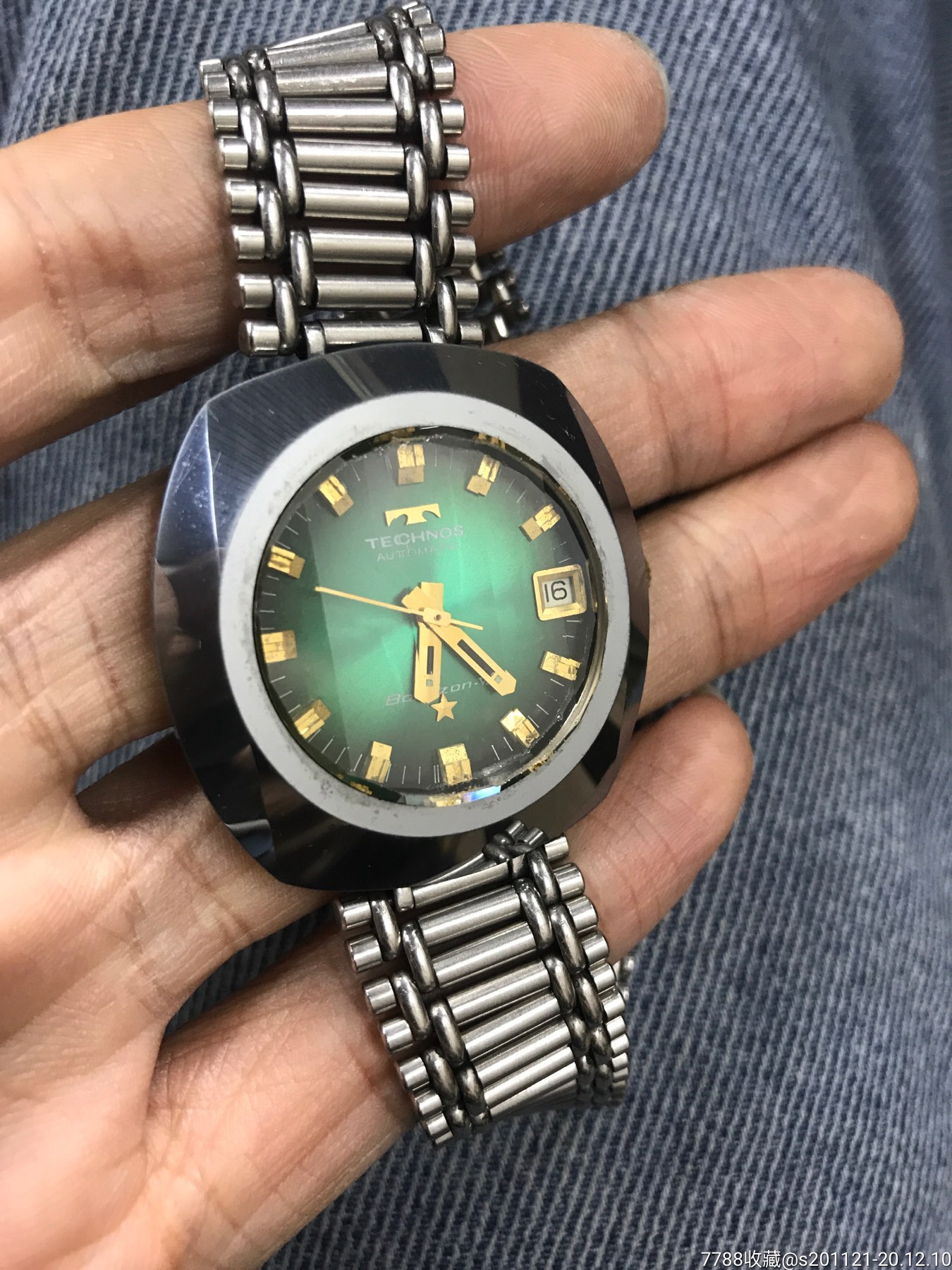 瑞士天克诺绿盘自动机械手表