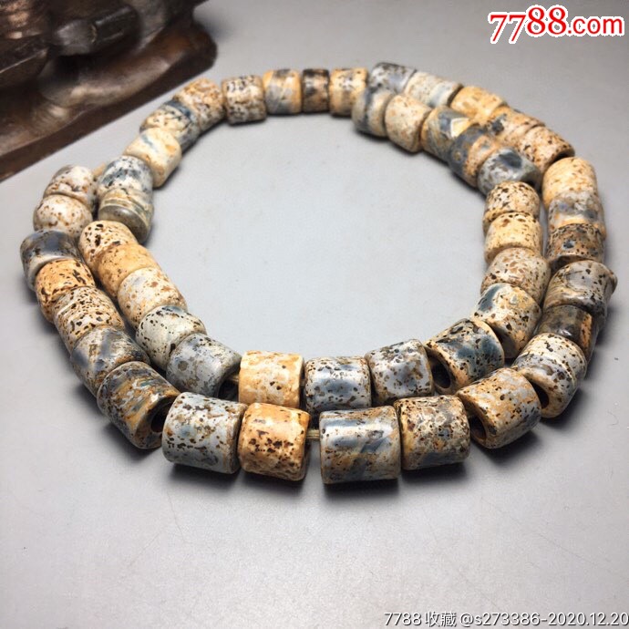 乡下偶遇老者珍藏老料蛇皮玛瑙项链尺寸:10毫米*50颗经常把玩可以