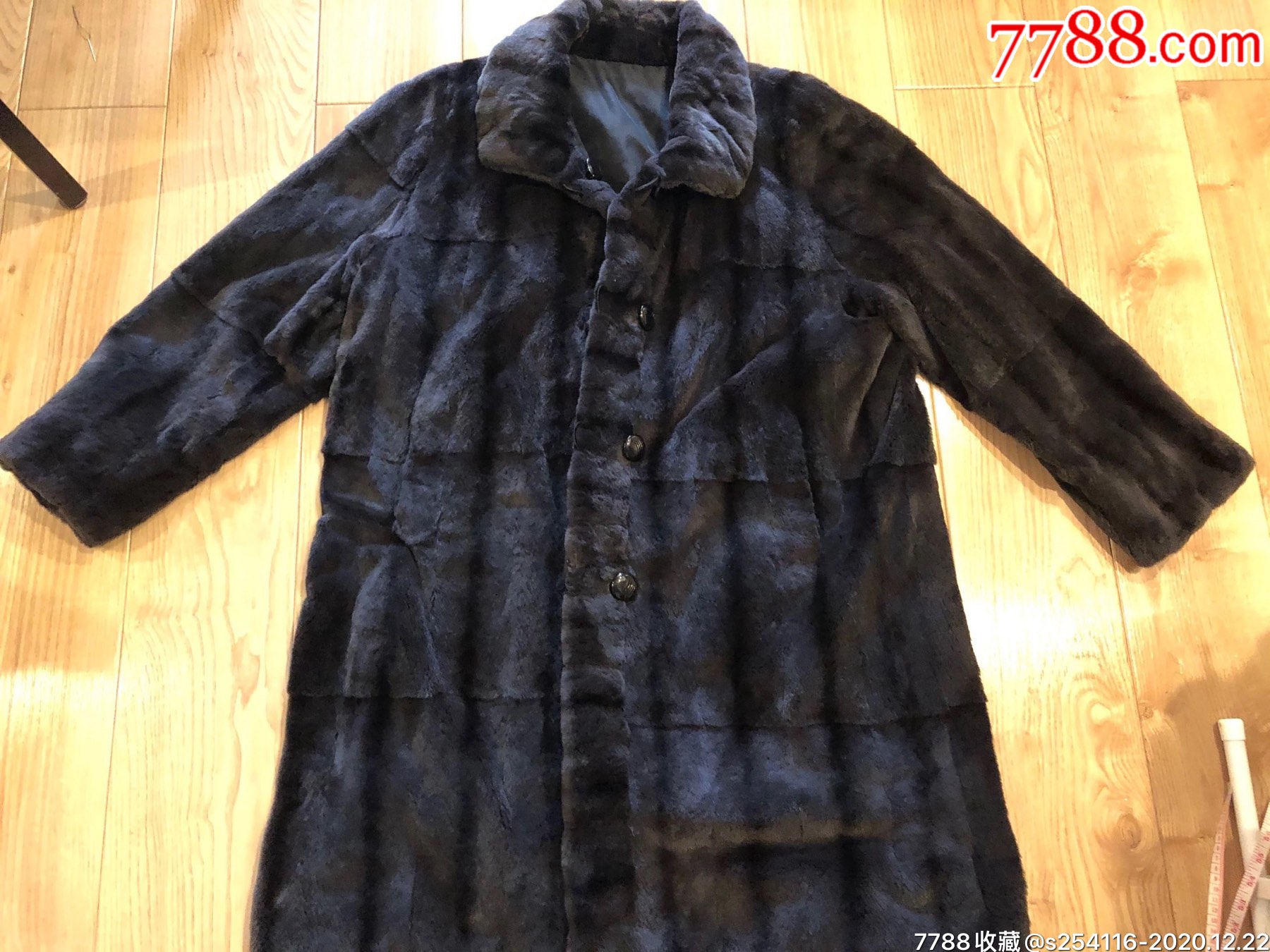 两面穿超大号松鼠毛大衣h410肩宽49cm袖长66cm衣长106cm胸围144c