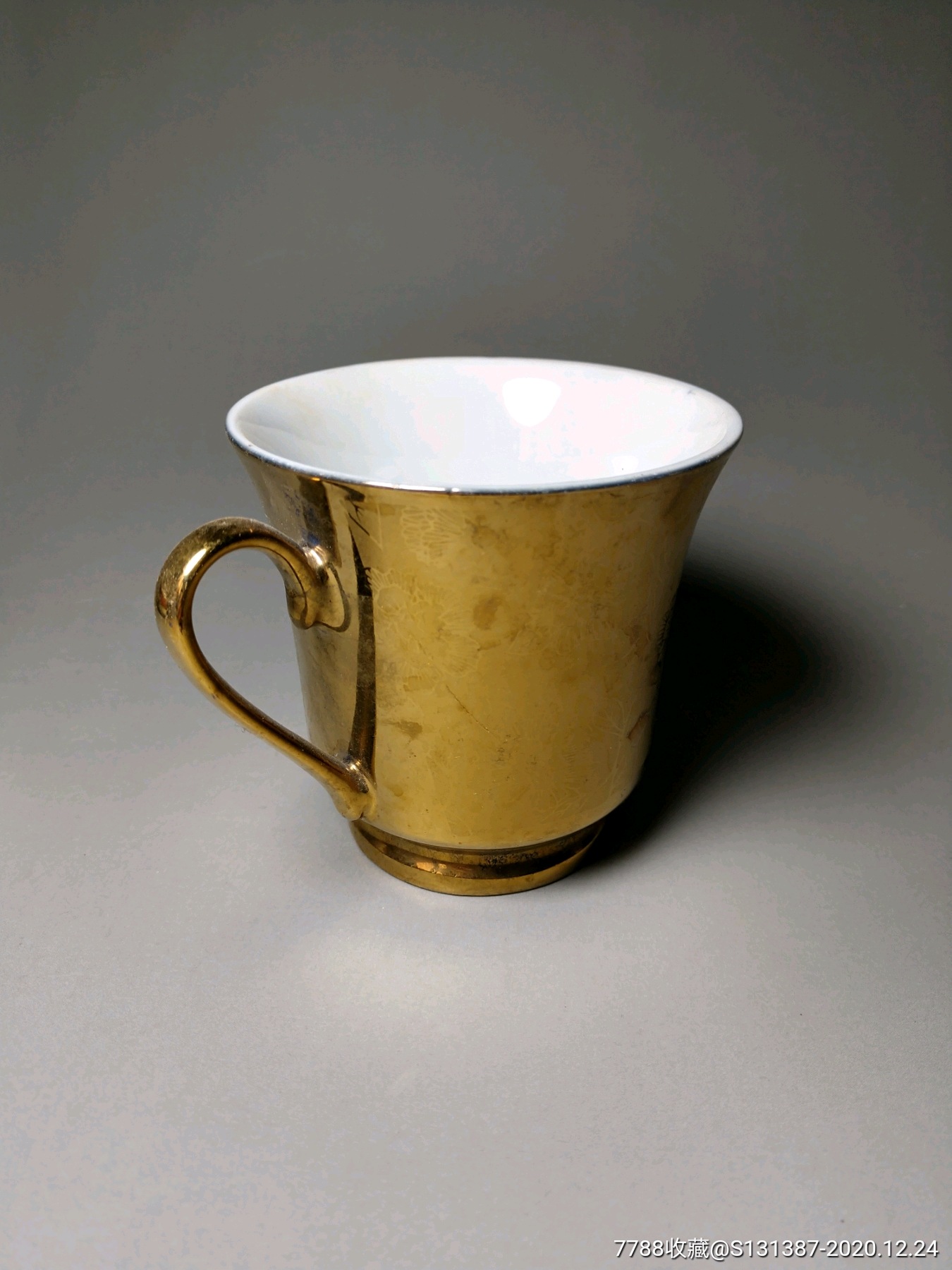 全新~五十年代出口欧洲的白瓷描金彩绘咖啡杯