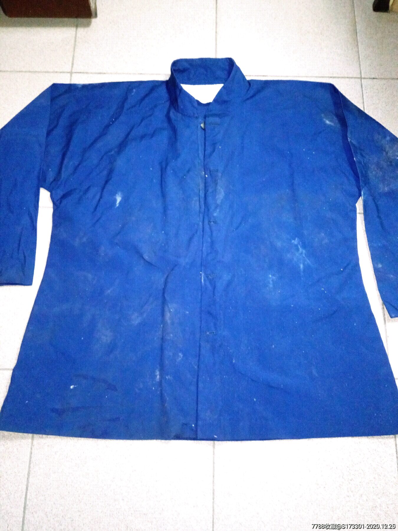 旧蓝布对襟衣服