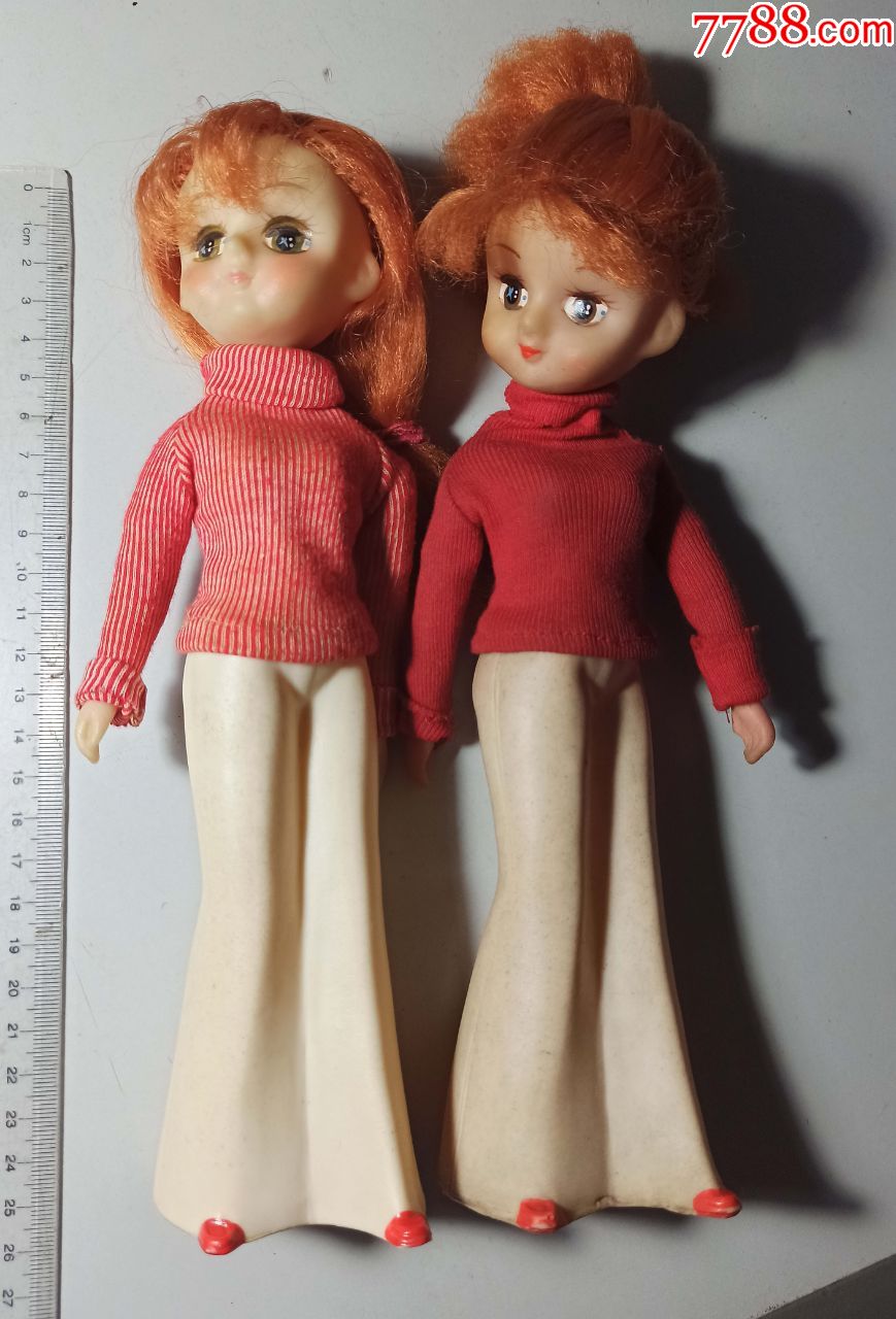 少见早期精致优美的美女橡皮玩具2个