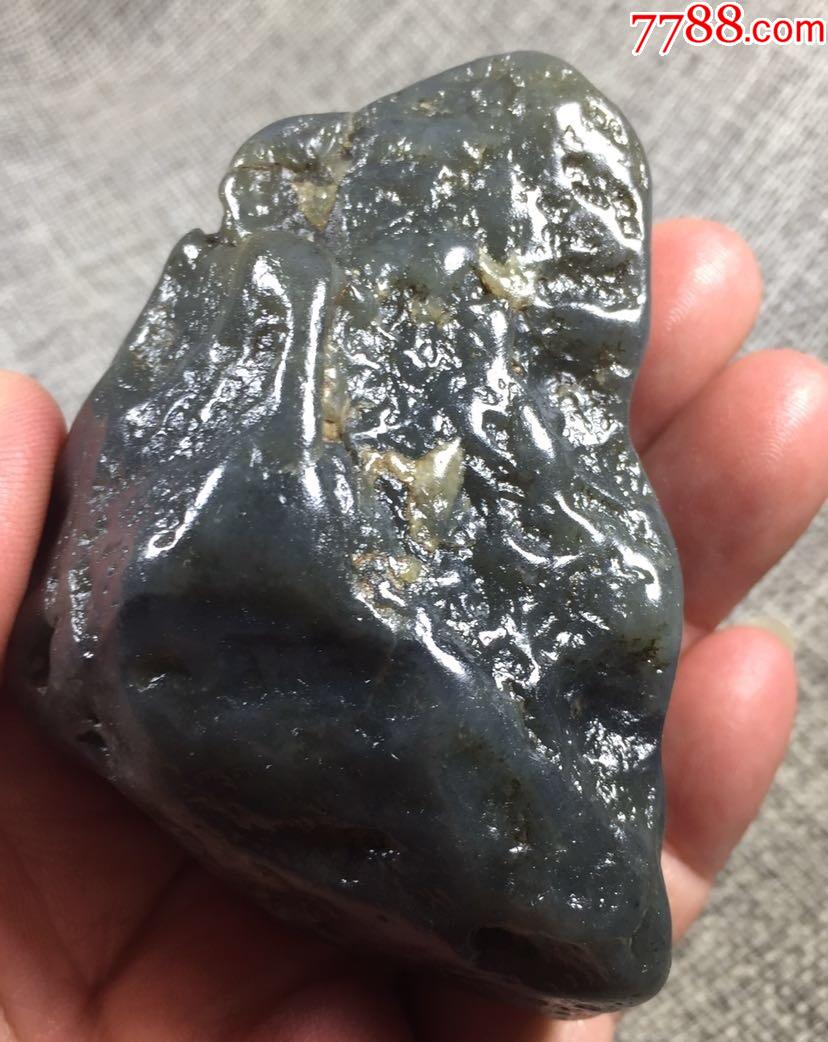 4256和田玉青花旱籽戈壁料原石199克