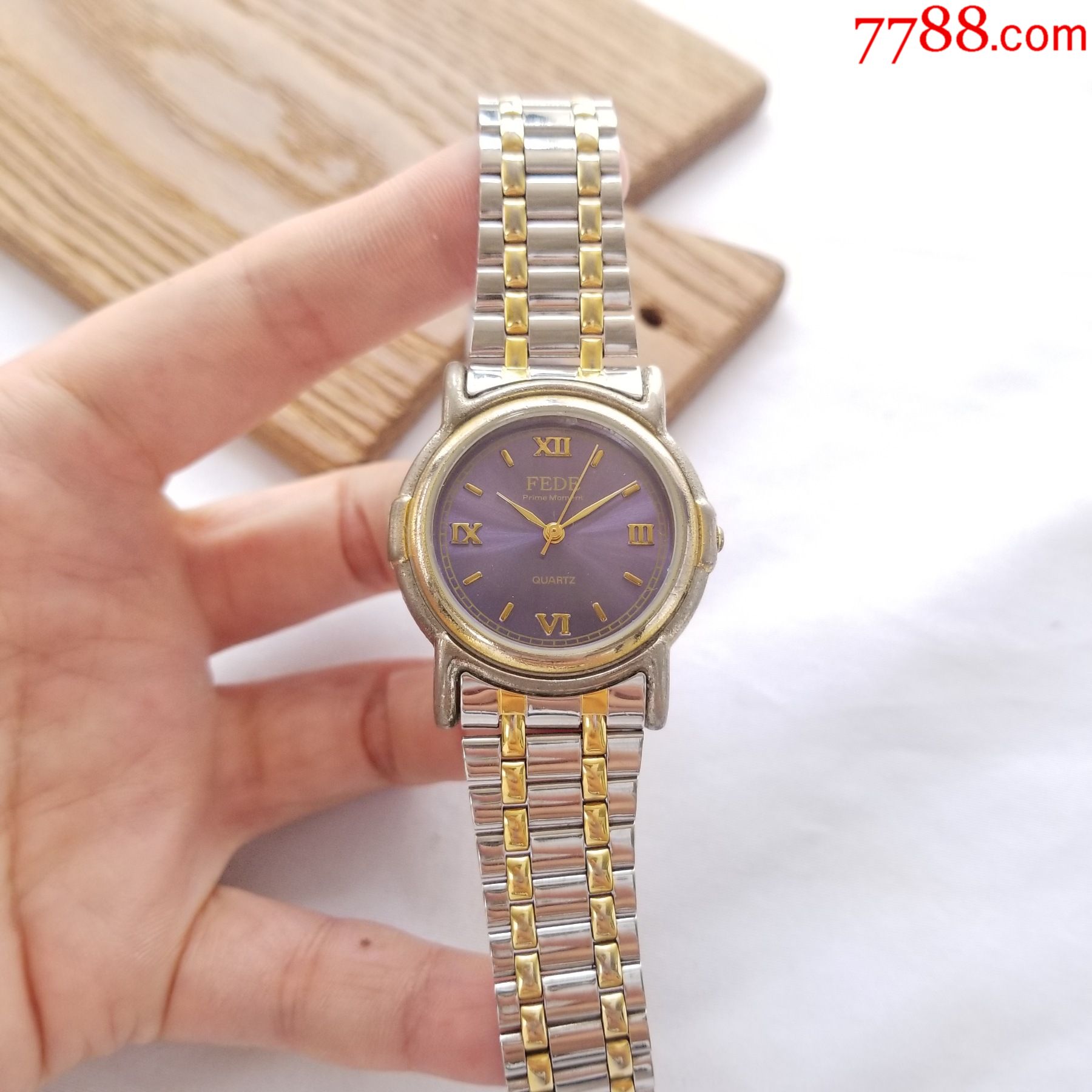 深邃魅蓝放射拉丝纹表盘!】fede-石英男表