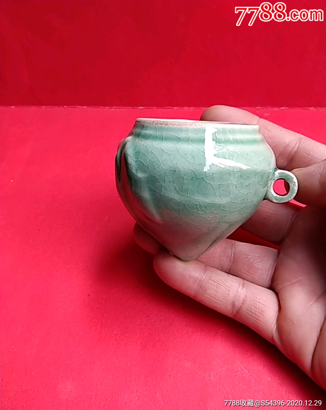 豆青釉旧鸟食罐