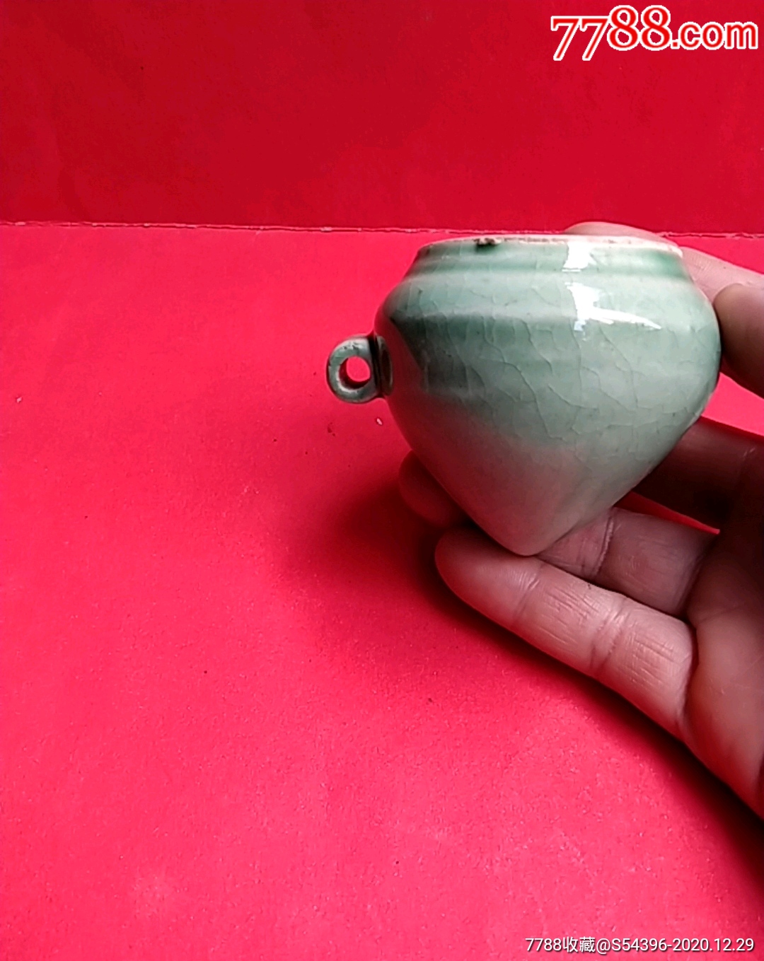 豆青釉旧鸟食罐