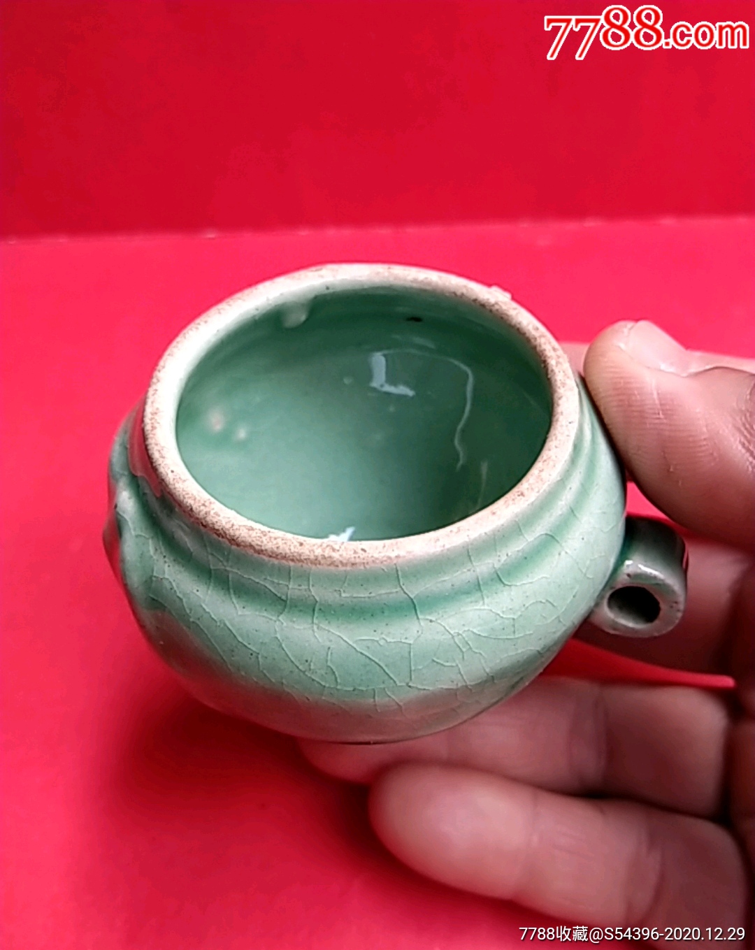 豆青釉旧鸟食罐