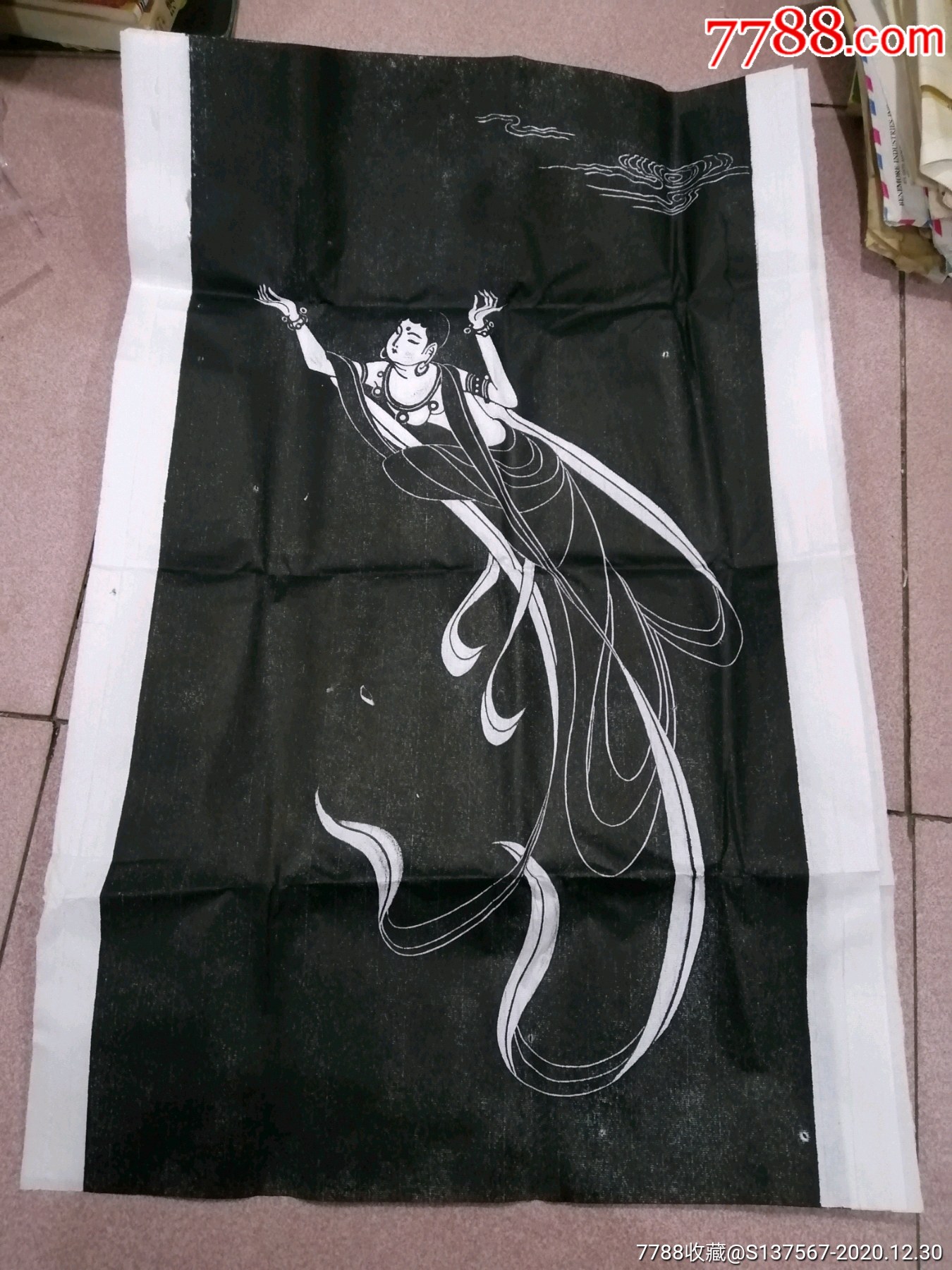 两张飞天拓片具体见图