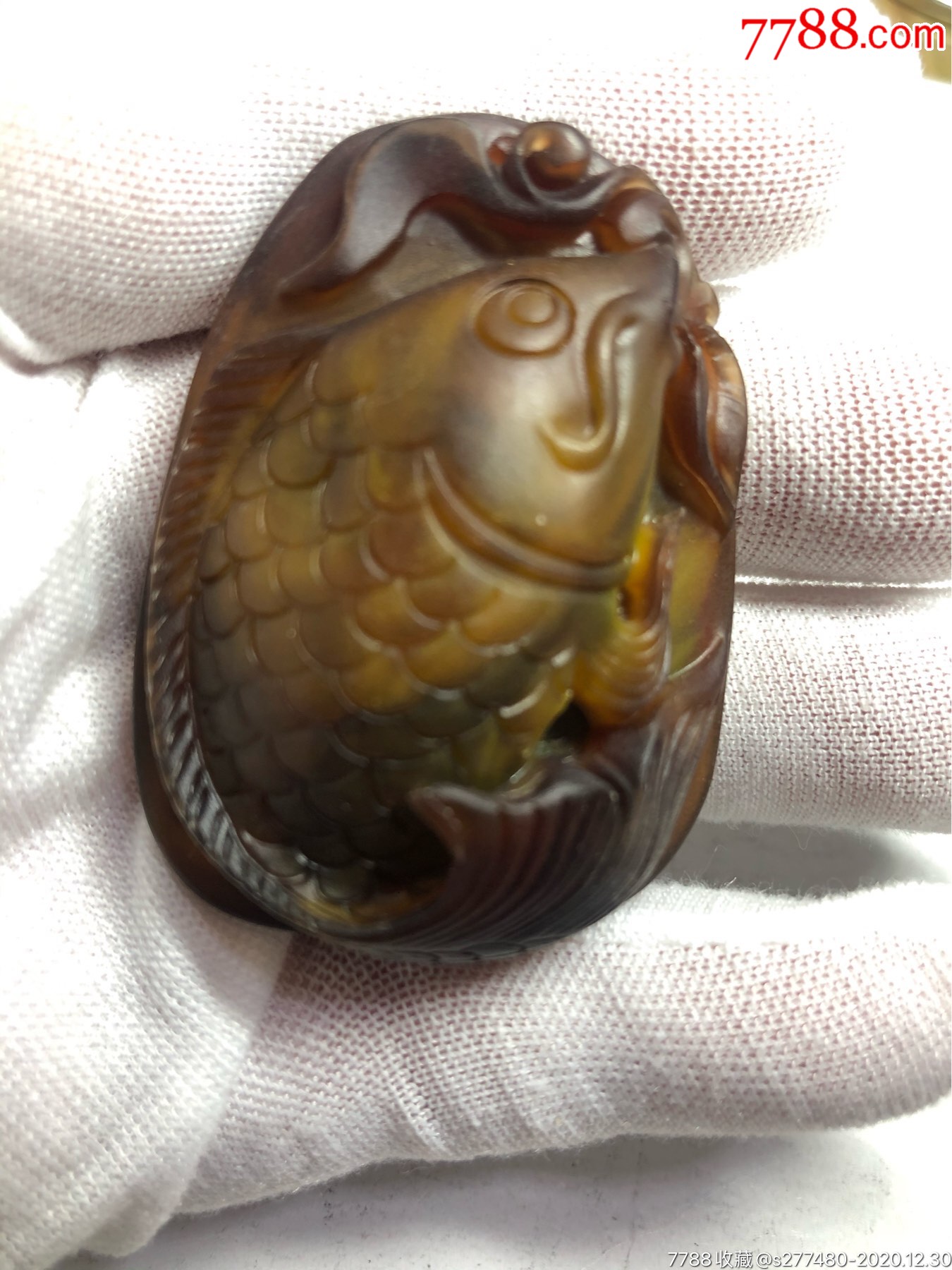 龙涎香鲤鱼吊坠