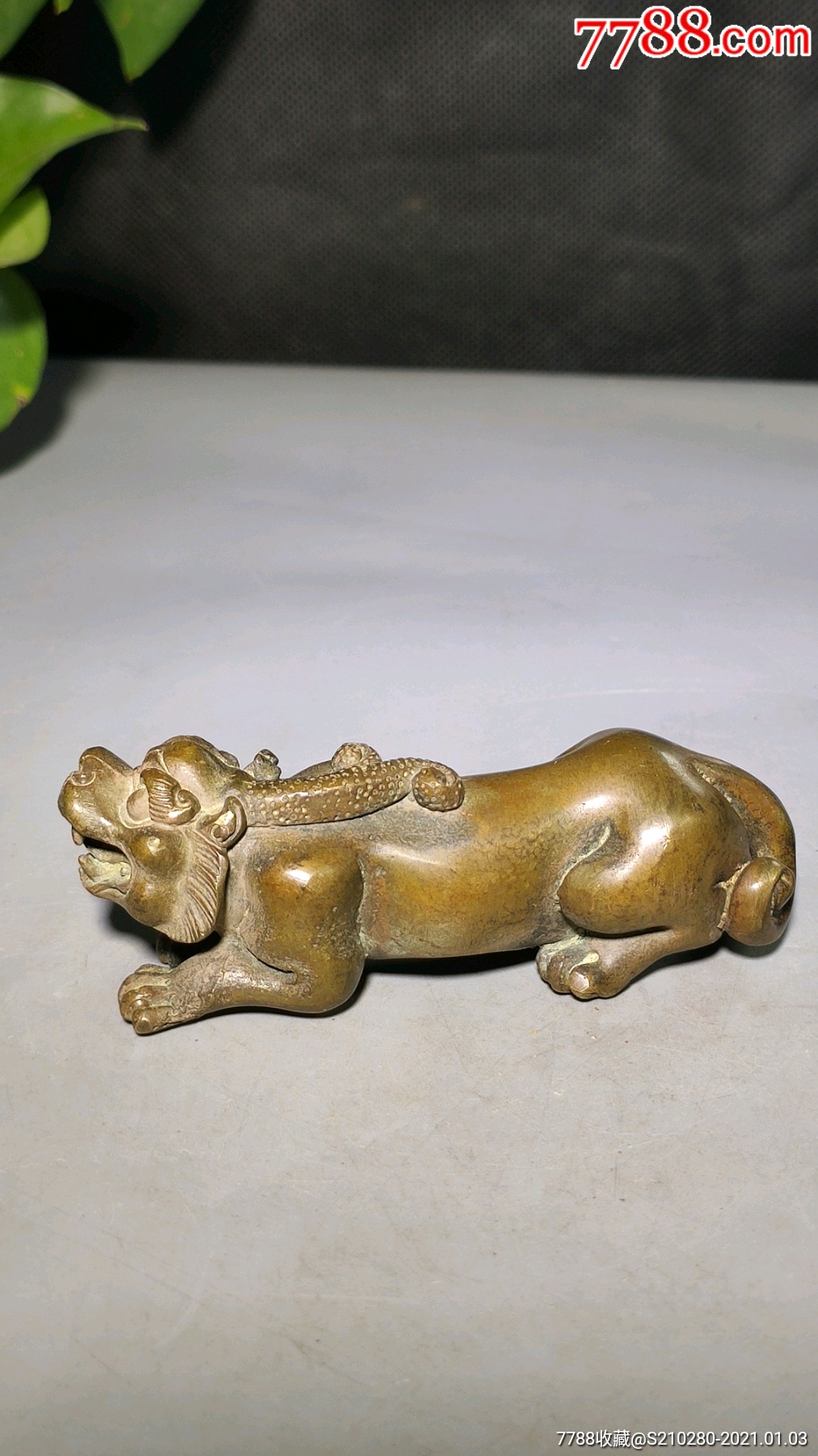 瑞虎铜把件!造型逼真!铜制清晰!皮壳老辣!包浆浓厚!可当镇纸!