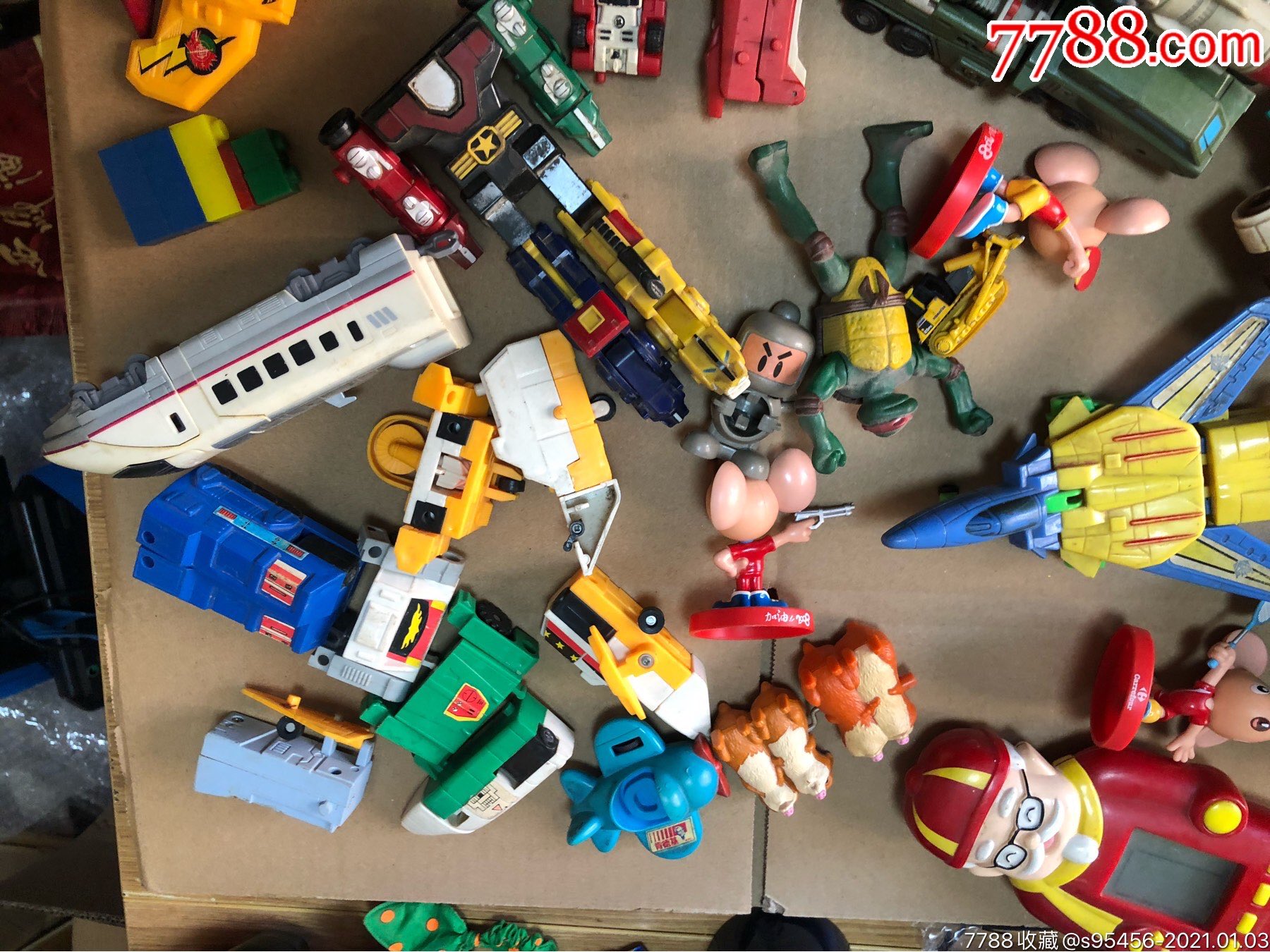 早期变形金刚玩具 老拼装玩具一堆合拍