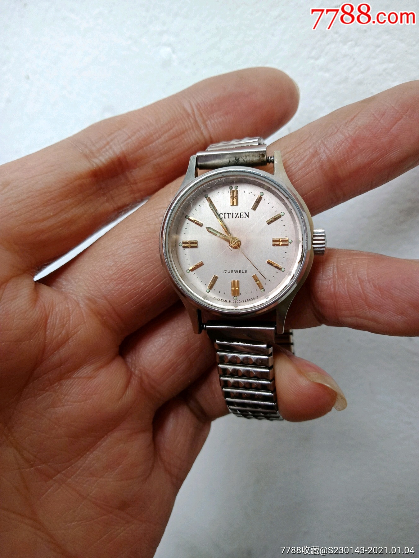 日本产西铁城2340型女式手表