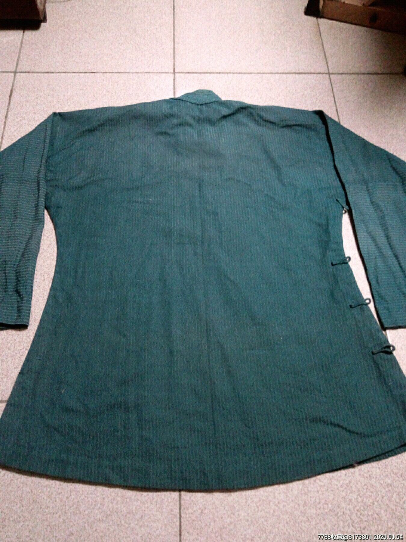 斜襟衣服马挂无破轻微褪色