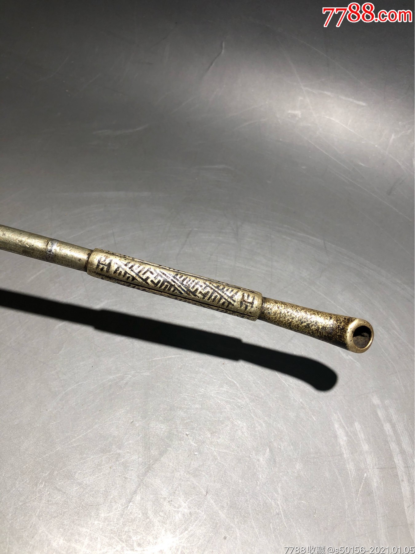 首页 拍卖 烟杆/烟枪/烟锅 >> 清代烧蓝烟带滚动鼠标滚轴,图片即可