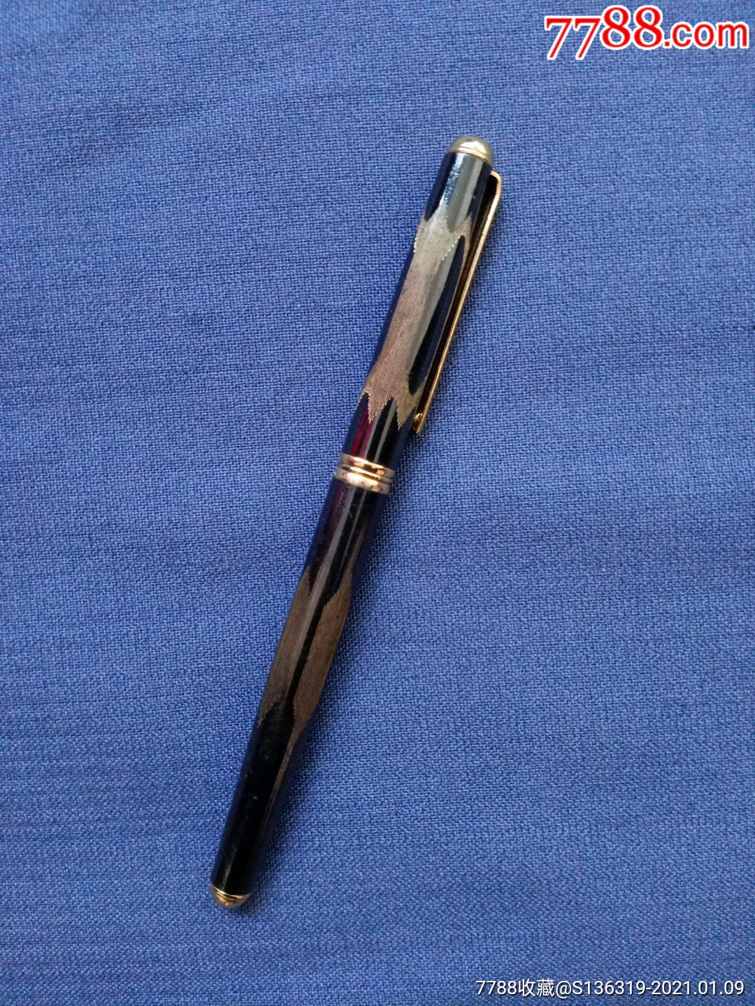 非常漂亮的一支上海贵冠钢笔外壳为铜质