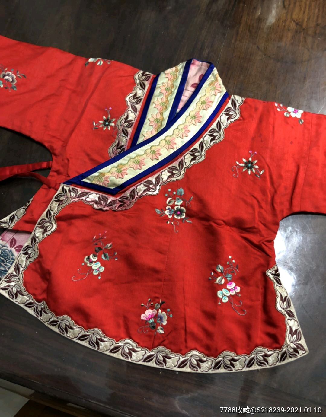 清苏绣十二花神纹上衣一件