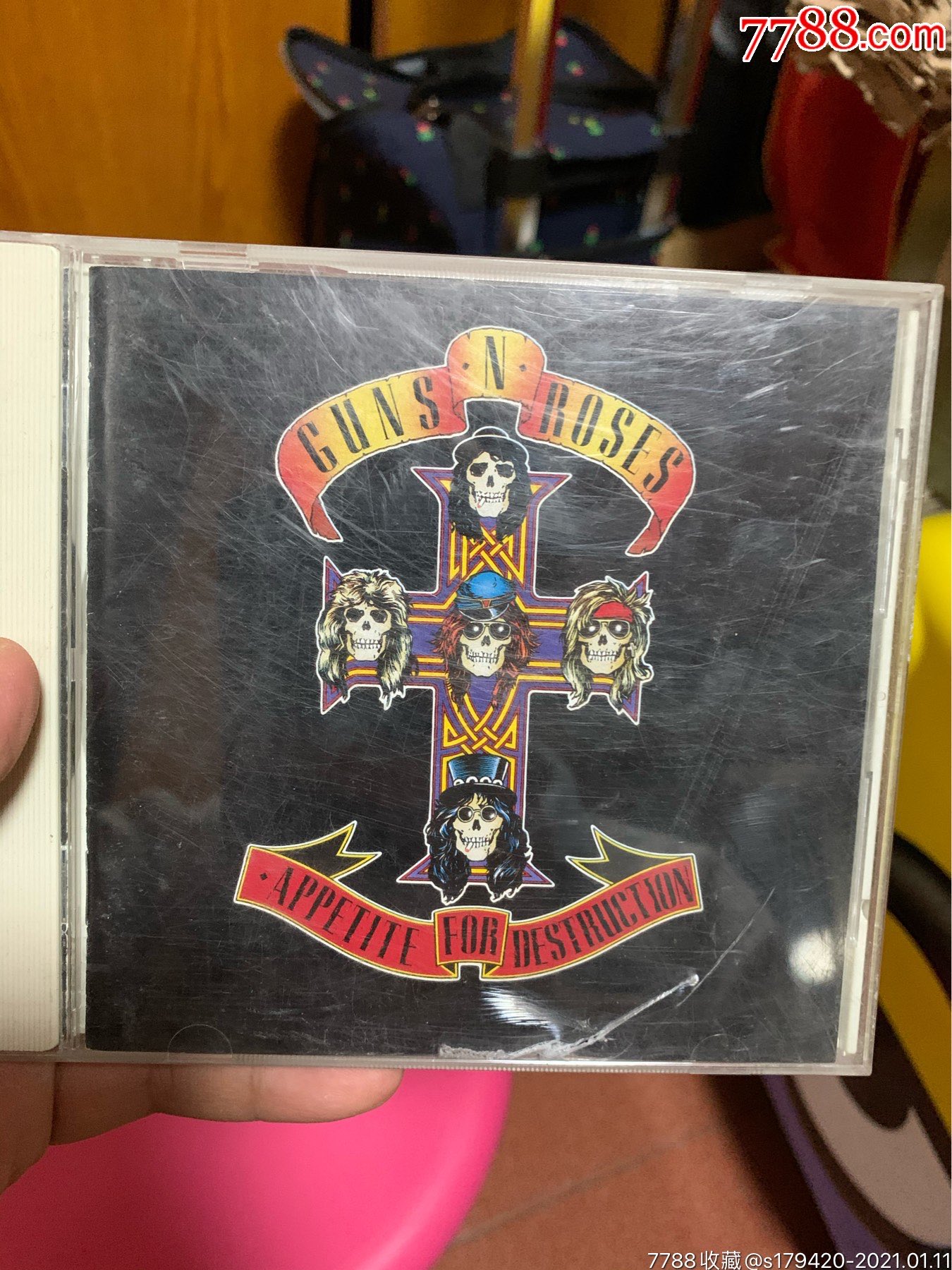 枪花乐队,日版首版.无侧标,轻微划痕,九成新