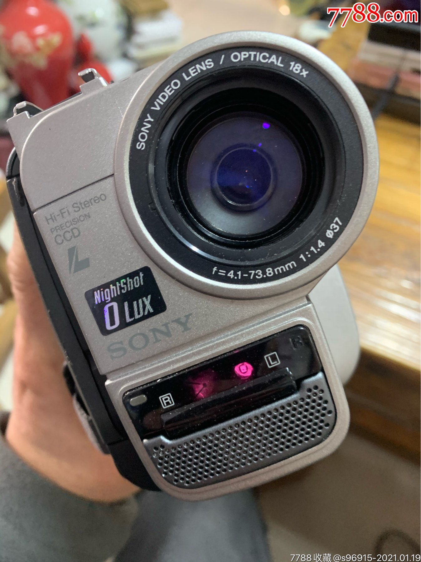 索尼ccd-trv65摄像机