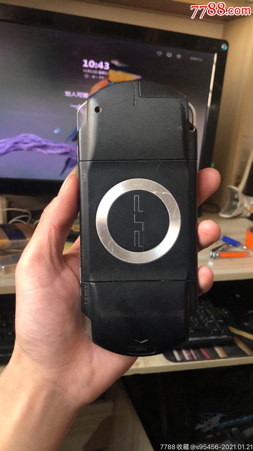 索尼psp1000游戏机一套【春节快乐】