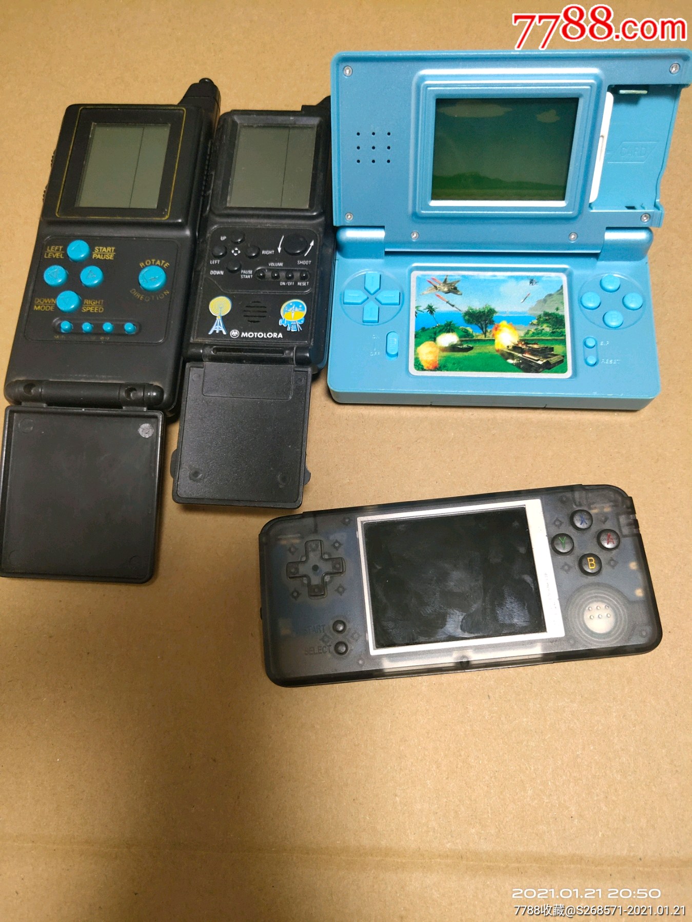 掌上游戏机俄罗斯方块插卡游戏机合拍