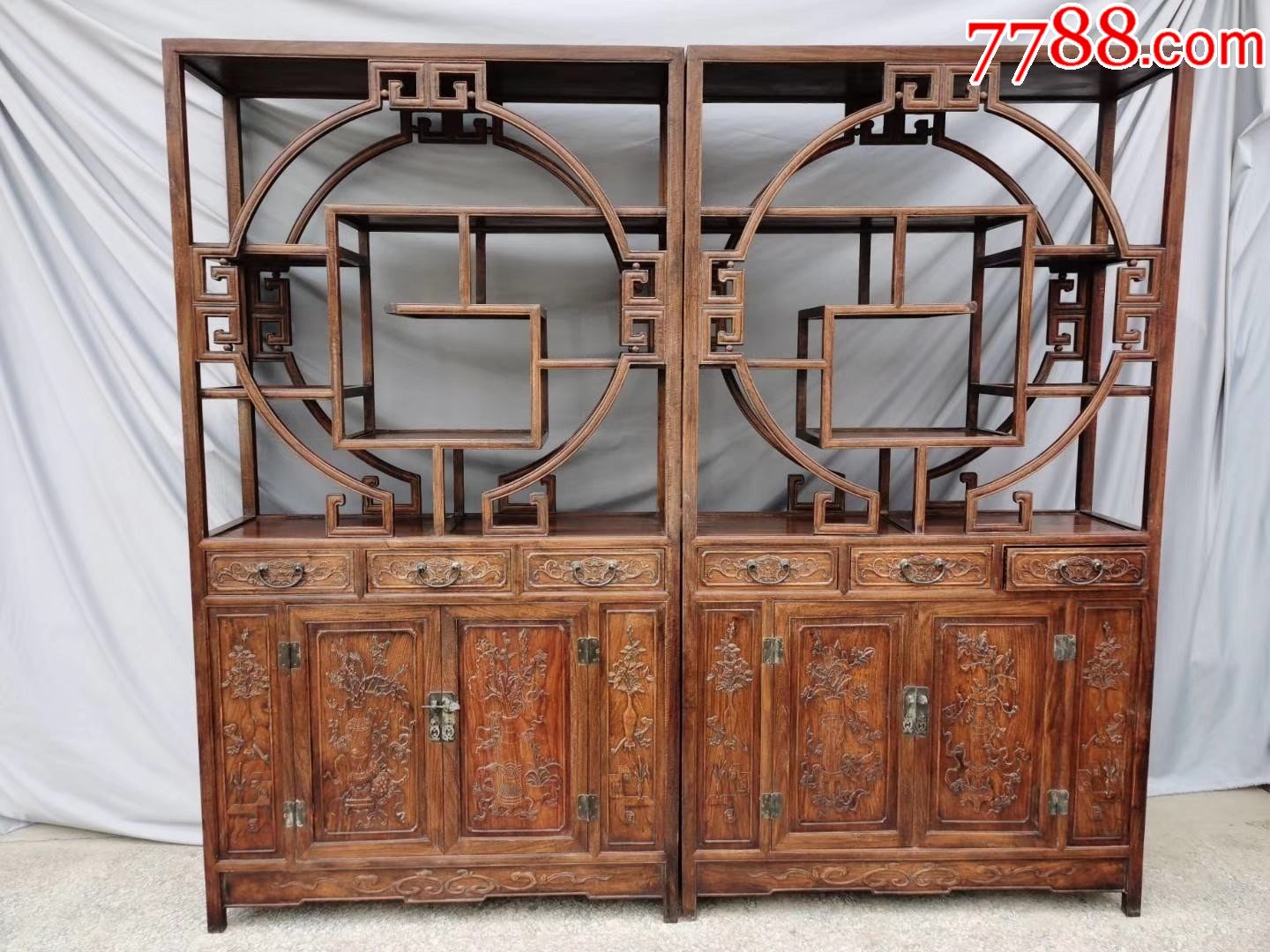 花梨木雕刻镂空书架花间柜子一对