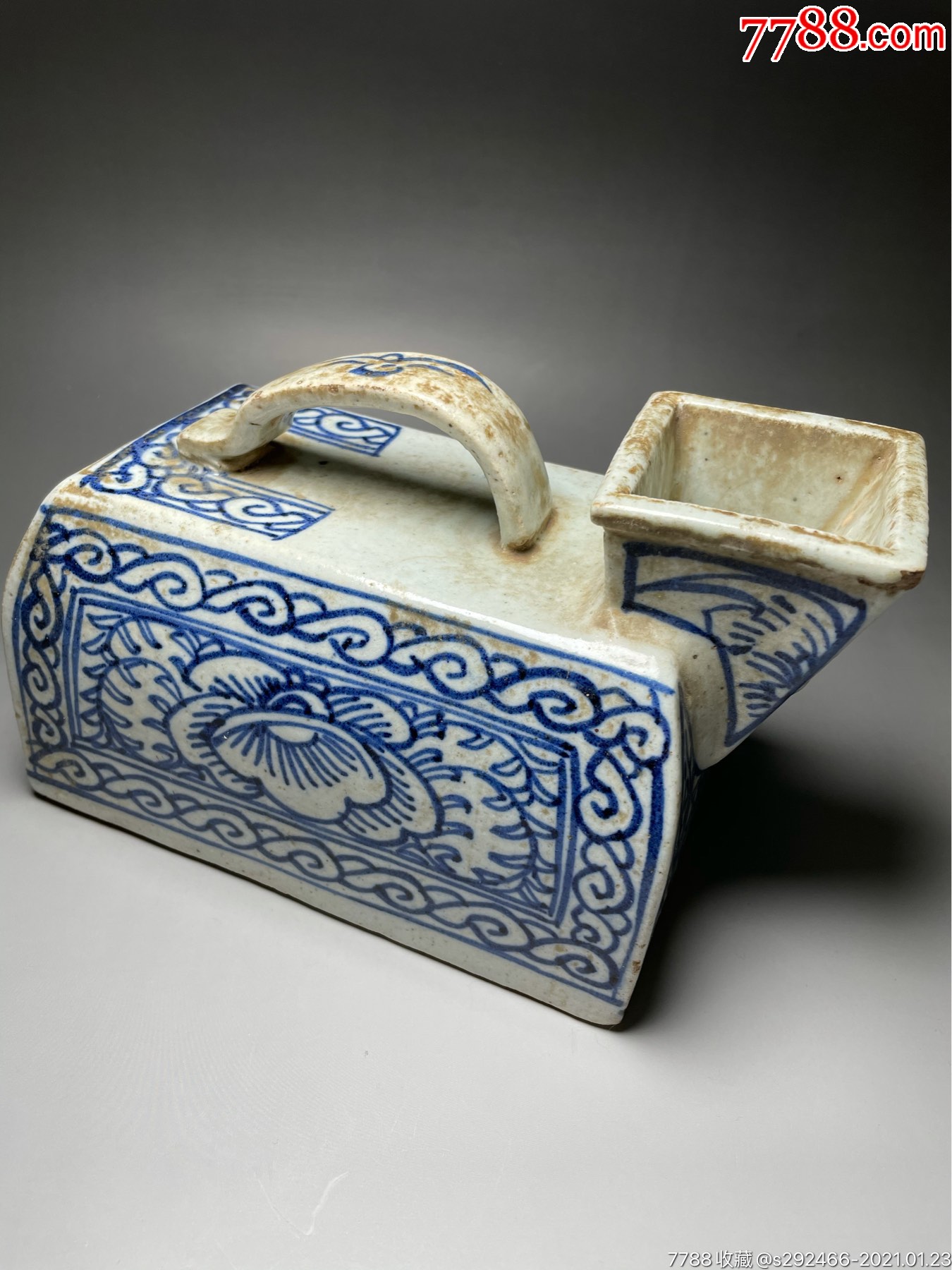 【惠让】旧藏青花夜壶