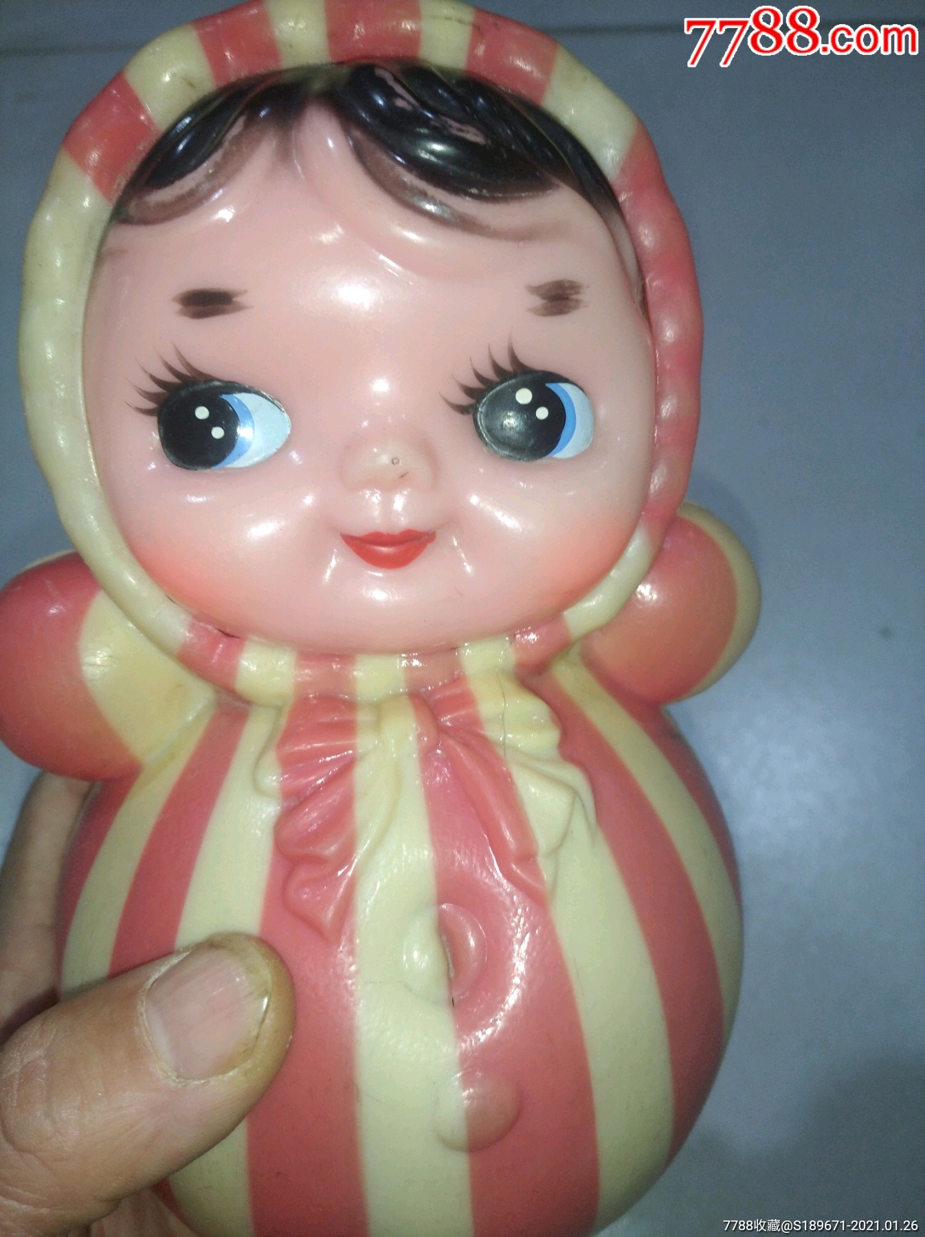 老式怀旧响铃不倒翁娃娃