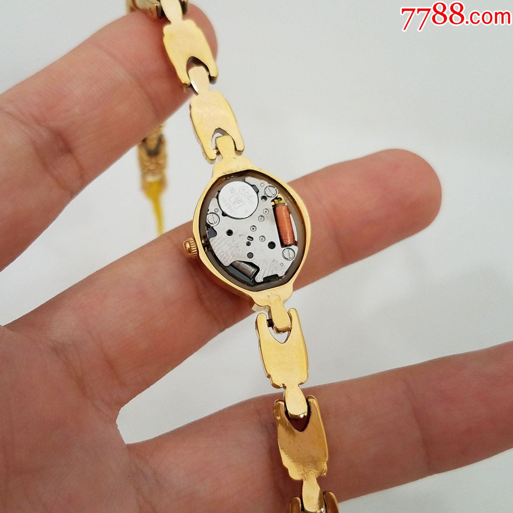 【全新美品,带吊牌】先达xianda电子女表【土豪金表款,6,12点位闪钻