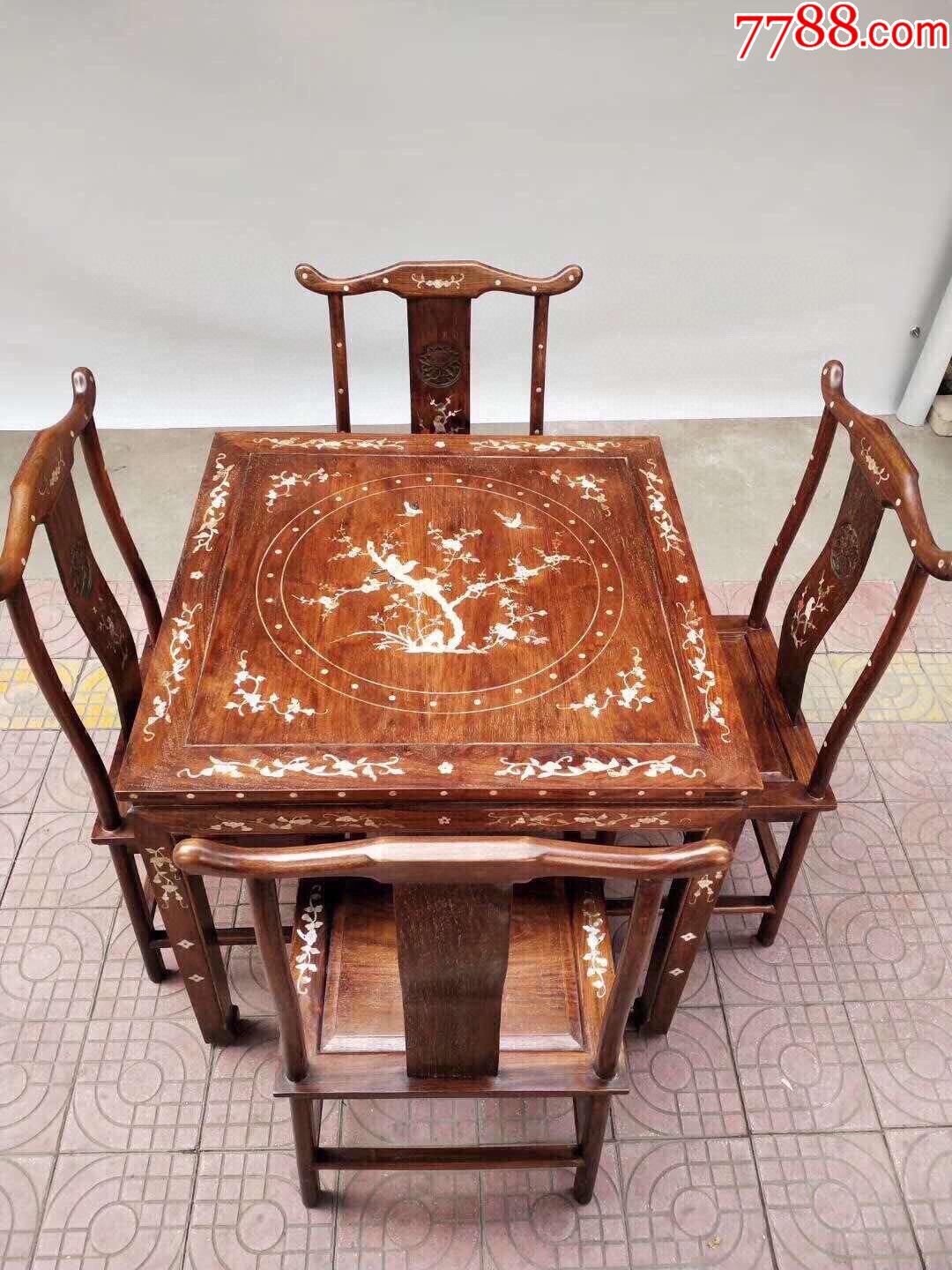 花梨木镶嵌螺钿八仙桌椅一套