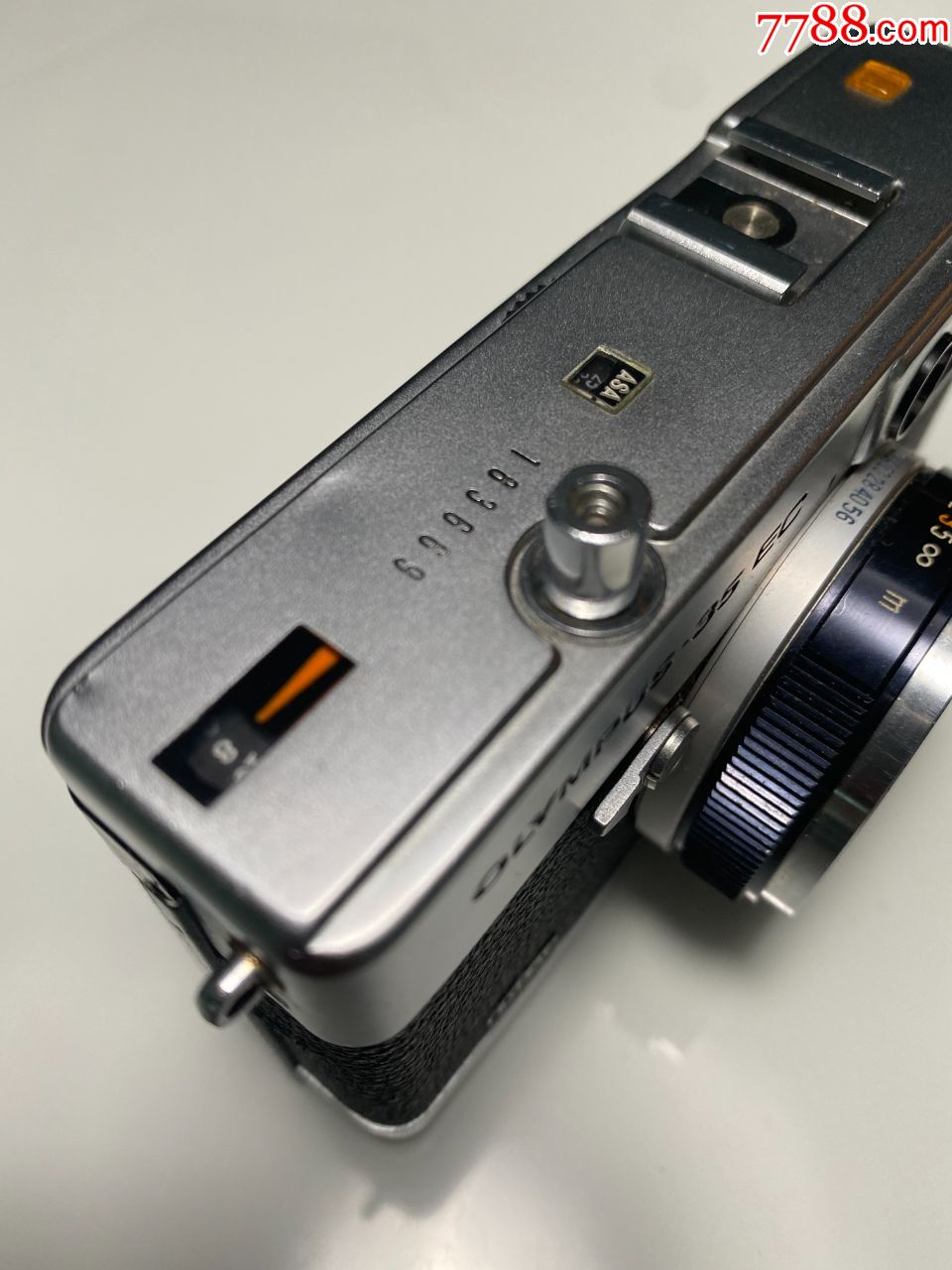 非常漂亮的奥林巴斯olympus-35ec