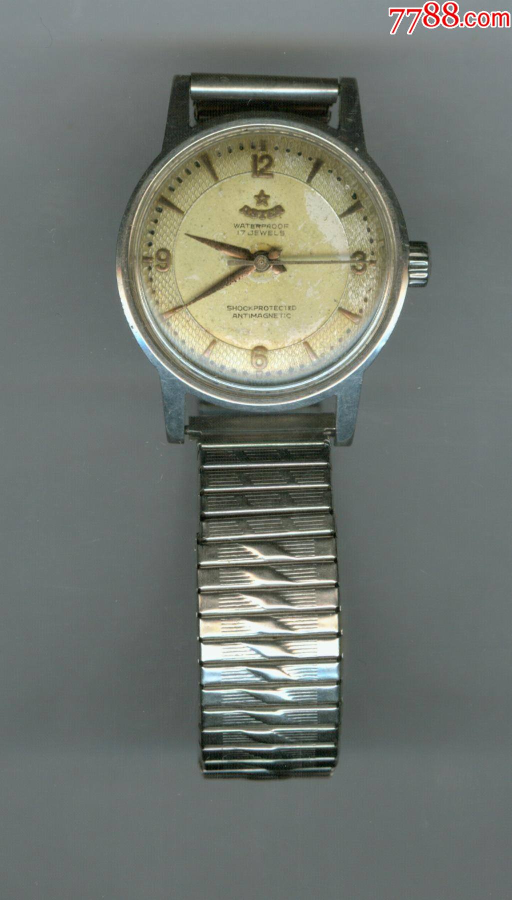 瑞士老古董中型表.代数字3.6.9.12.本店一批外国表在拍卖.