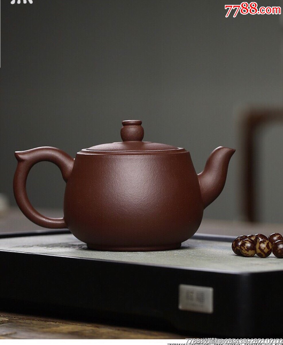 〈如意飞把壶〉杨飞楠